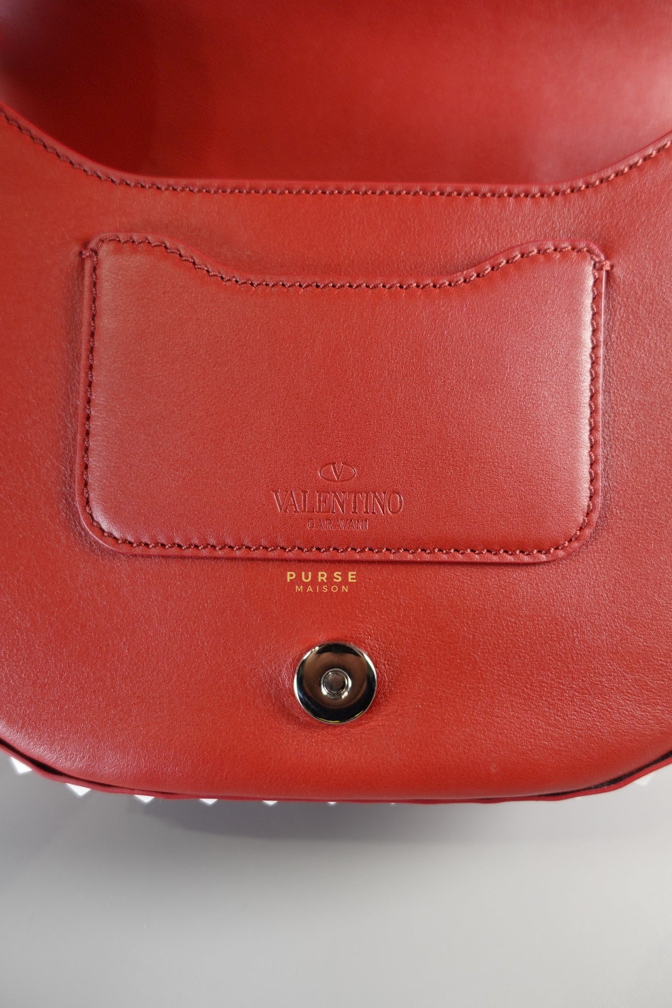 Rockstud Halfmoon Saddle in Red/White Vitello Colorblock Bag | Purse Maison Luxury Bags Shop