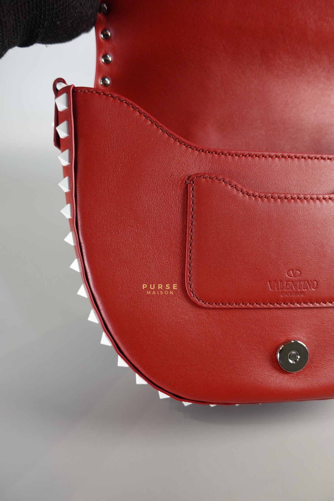 Rockstud Halfmoon Saddle in Red/White Vitello Colorblock Bag | Purse Maison Luxury Bags Shop