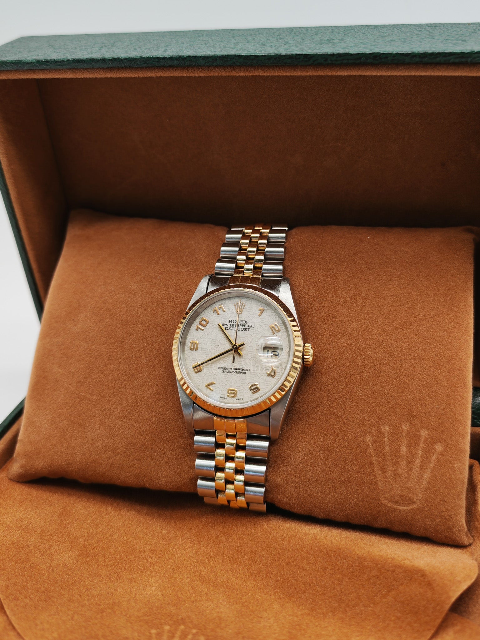 Datejust 36mm Reference 16233 Oyster Perpetual Anniversary Dial Two Tone Jubilee Bracelet | Purse Maison Luxury Bags Shop