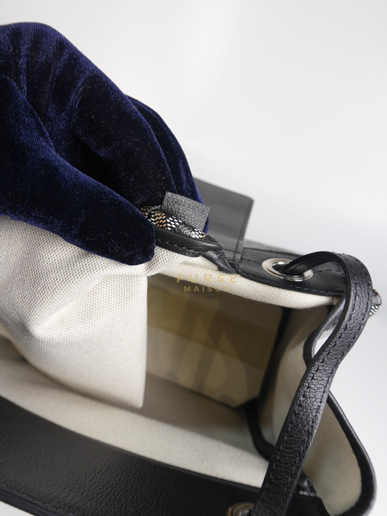 Rouette PM Bag in Black Goyardine Canvas | Purse Maison Luxury Bags Shop