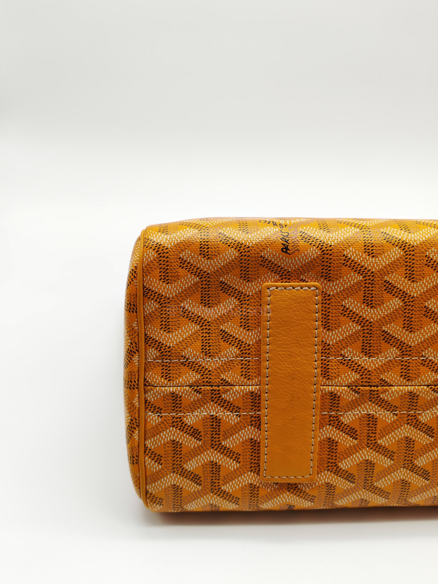 Rouette PM Jaune in Goyardine Canvas Tote Bag | Purse Maison Luxury Bags Shop