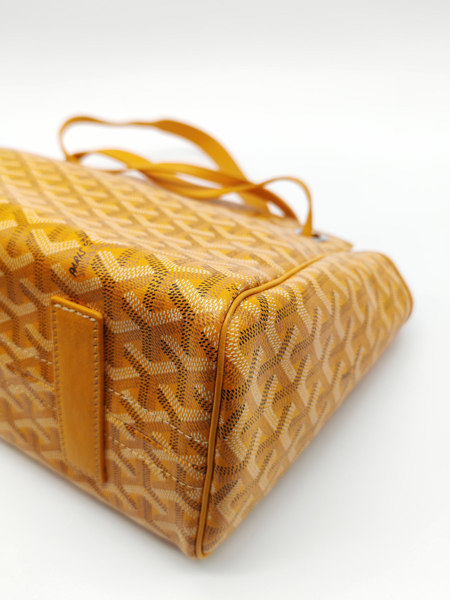 Rouette PM Jaune in Goyardine Canvas Tote Bag | Purse Maison Luxury Bags Shop