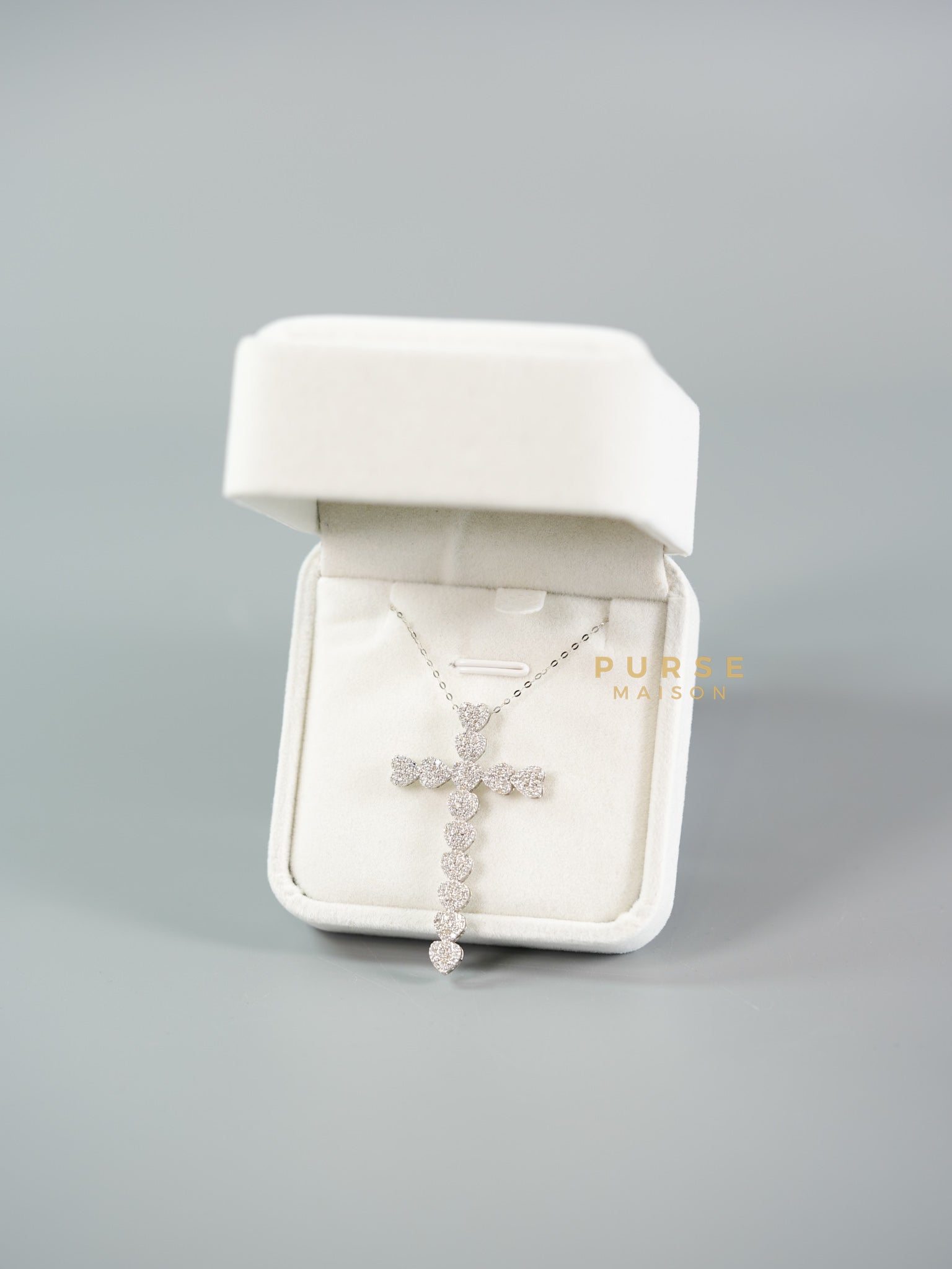 Round Brilliant Cut Natural Diamond Cross Heart Pendant in 18K white Gold Necklace (1.2 TCW. 4.5 grams) | Purse Maison Luxury Bags Shop