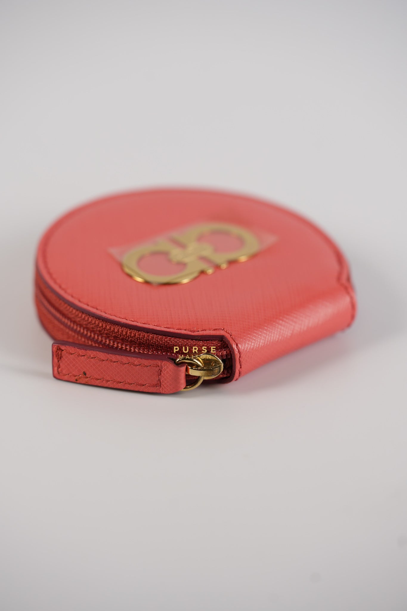 Round Coin Purse in Coral Leather | Purse Maison Luxury Bags Shop