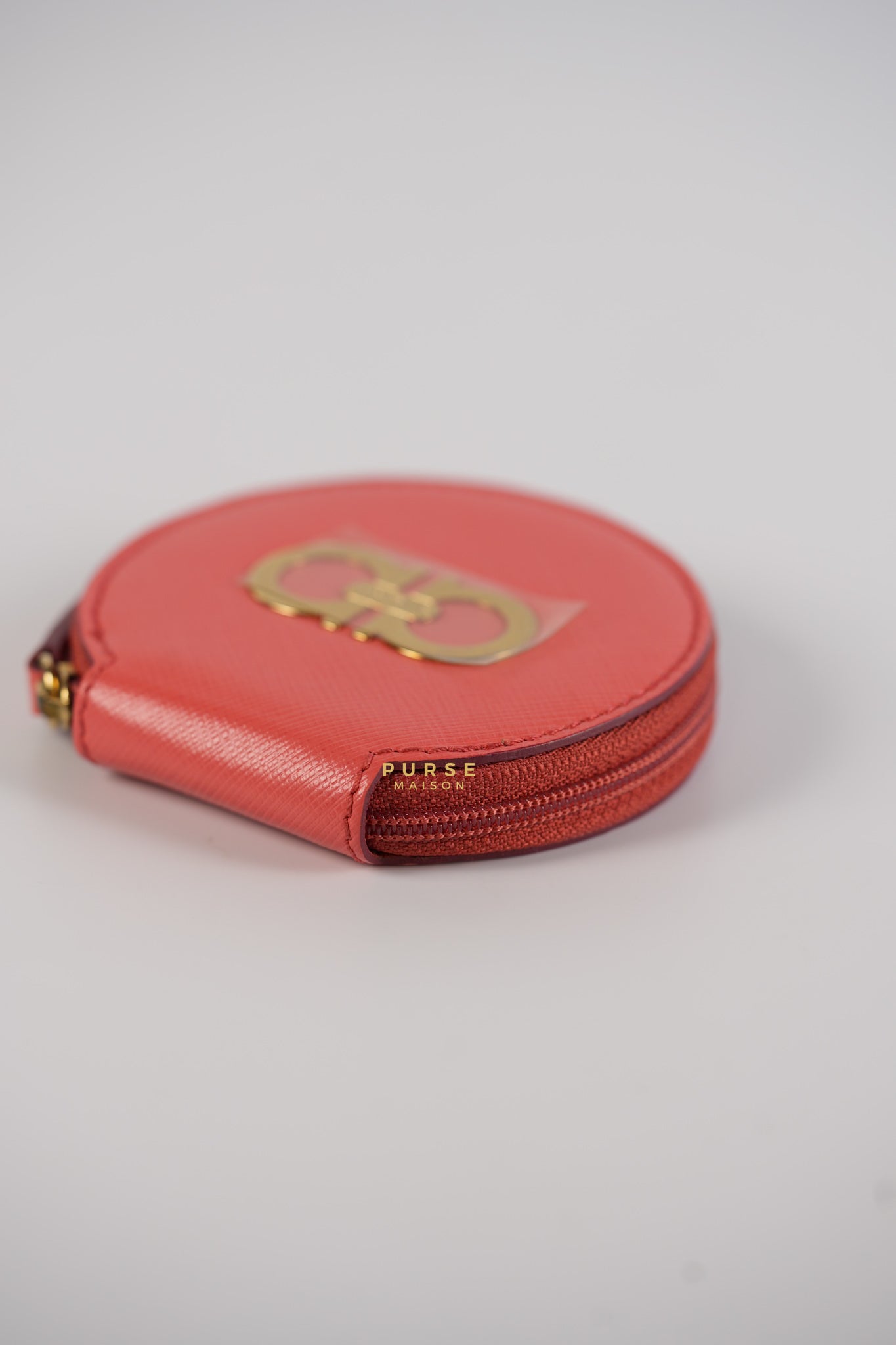 Round Coin Purse in Coral Leather | Purse Maison Luxury Bags Shop