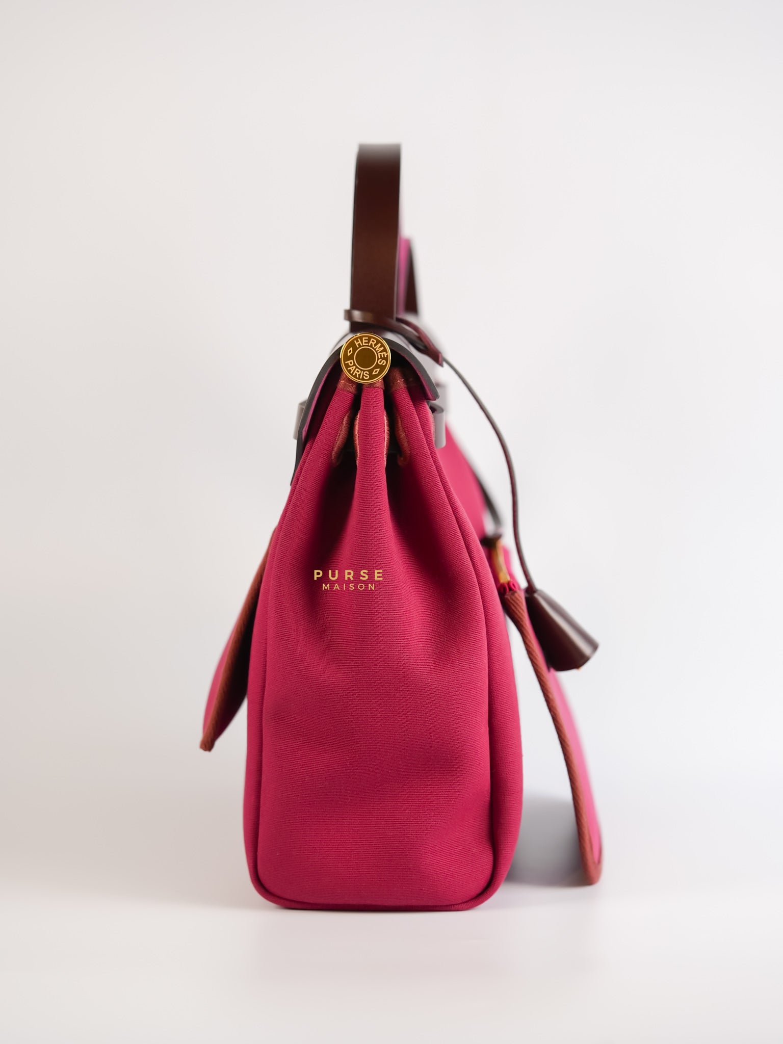 Sac Herbag Zip 31 PM Rubis Toile and Rouge Sellier Vache Hunter Gold Hardware | Purse Maison Luxury Bags Shop