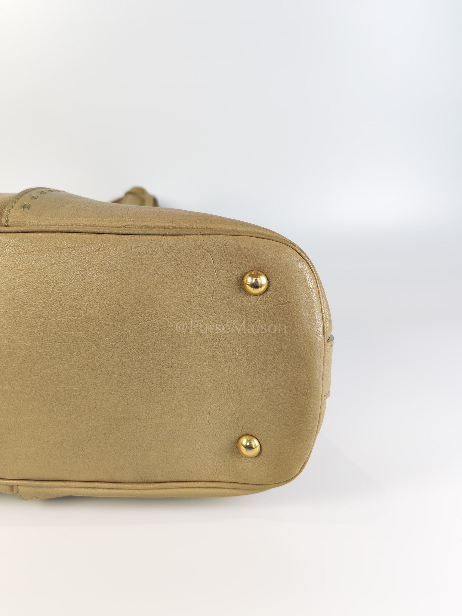 Sac Muse in Dark Beige Calfskin Leather and Aged Gold Hardware | Purse Maison Luxury Bags Shop