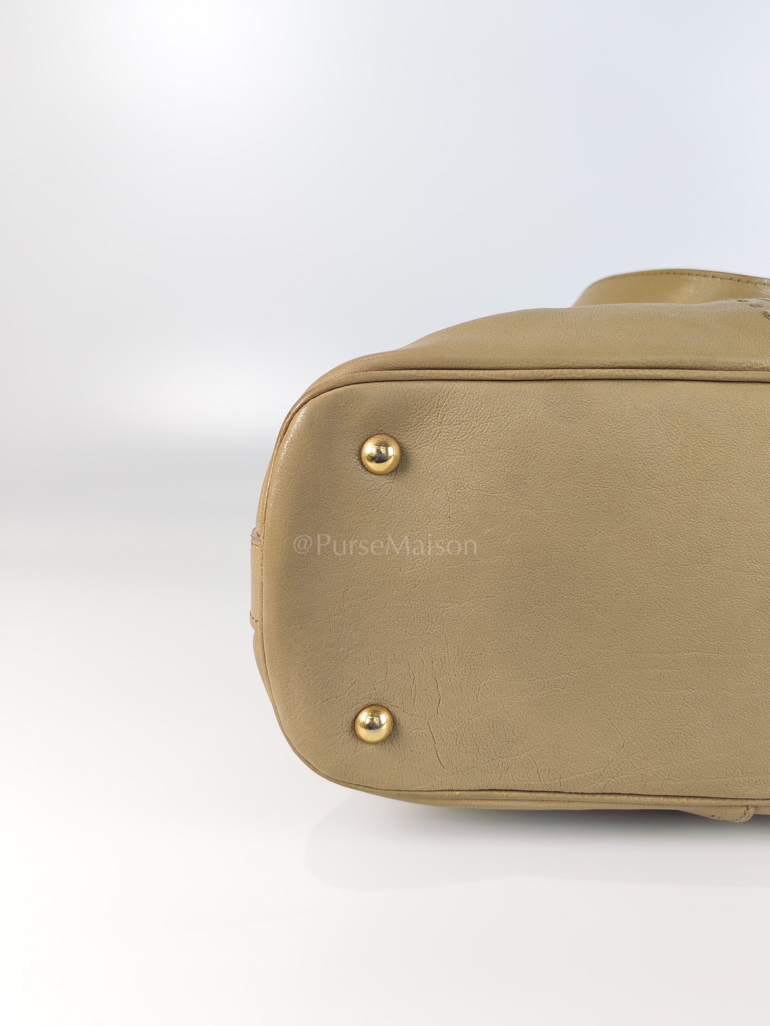 Sac Muse in Dark Beige Calfskin Leather and Aged Gold Hardware | Purse Maison Luxury Bags Shop