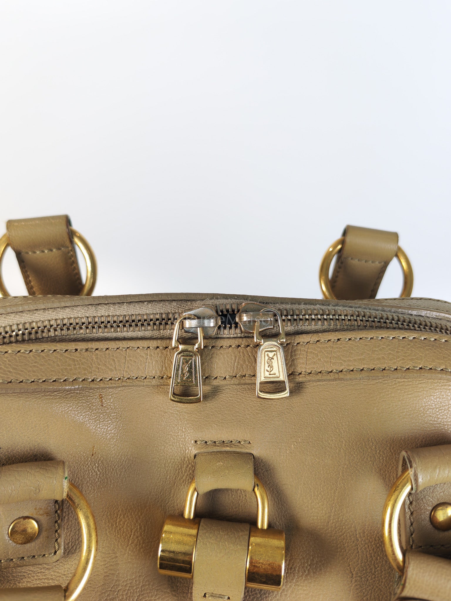 Sac Muse in Dark Beige Calfskin Leather and Aged Gold Hardware | Purse Maison Luxury Bags Shop