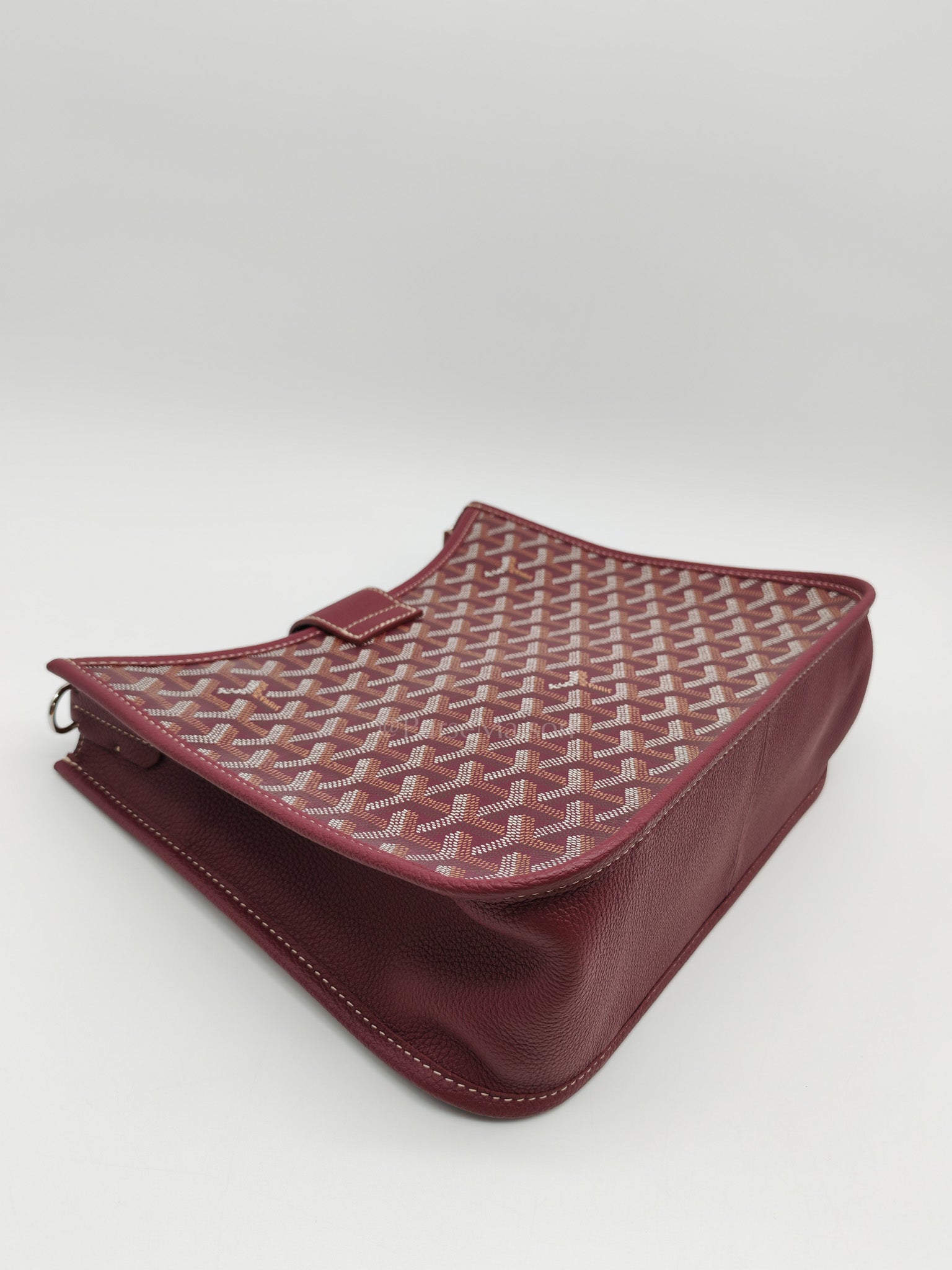 Sac Musette Crossbody Bag PM in Burgundy Goyardine Canvas | Purse Maison Luxury Bags Shop