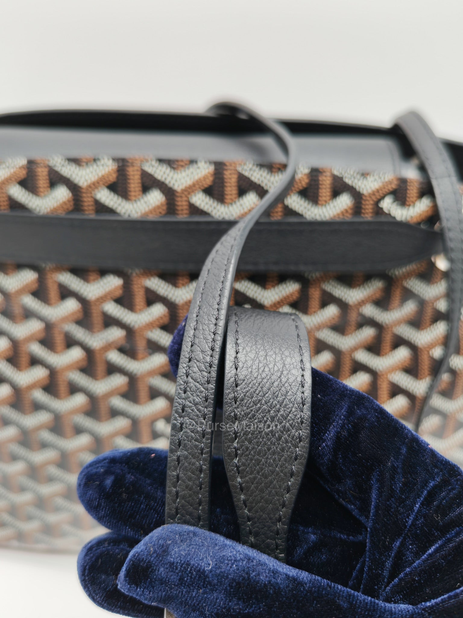 Sac Rouette Souple PM in Black Goyardine Canvas | Purse Maison Luxury Bags Shop