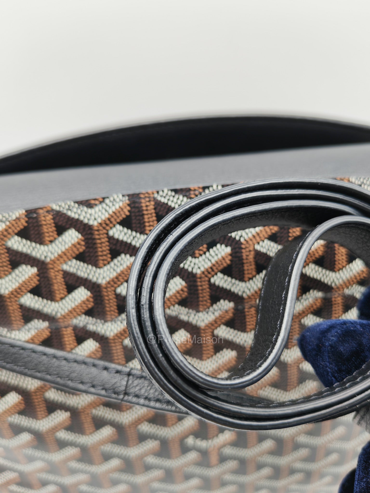 Sac Rouette Souple PM in Black Goyardine Canvas | Purse Maison Luxury Bags Shop