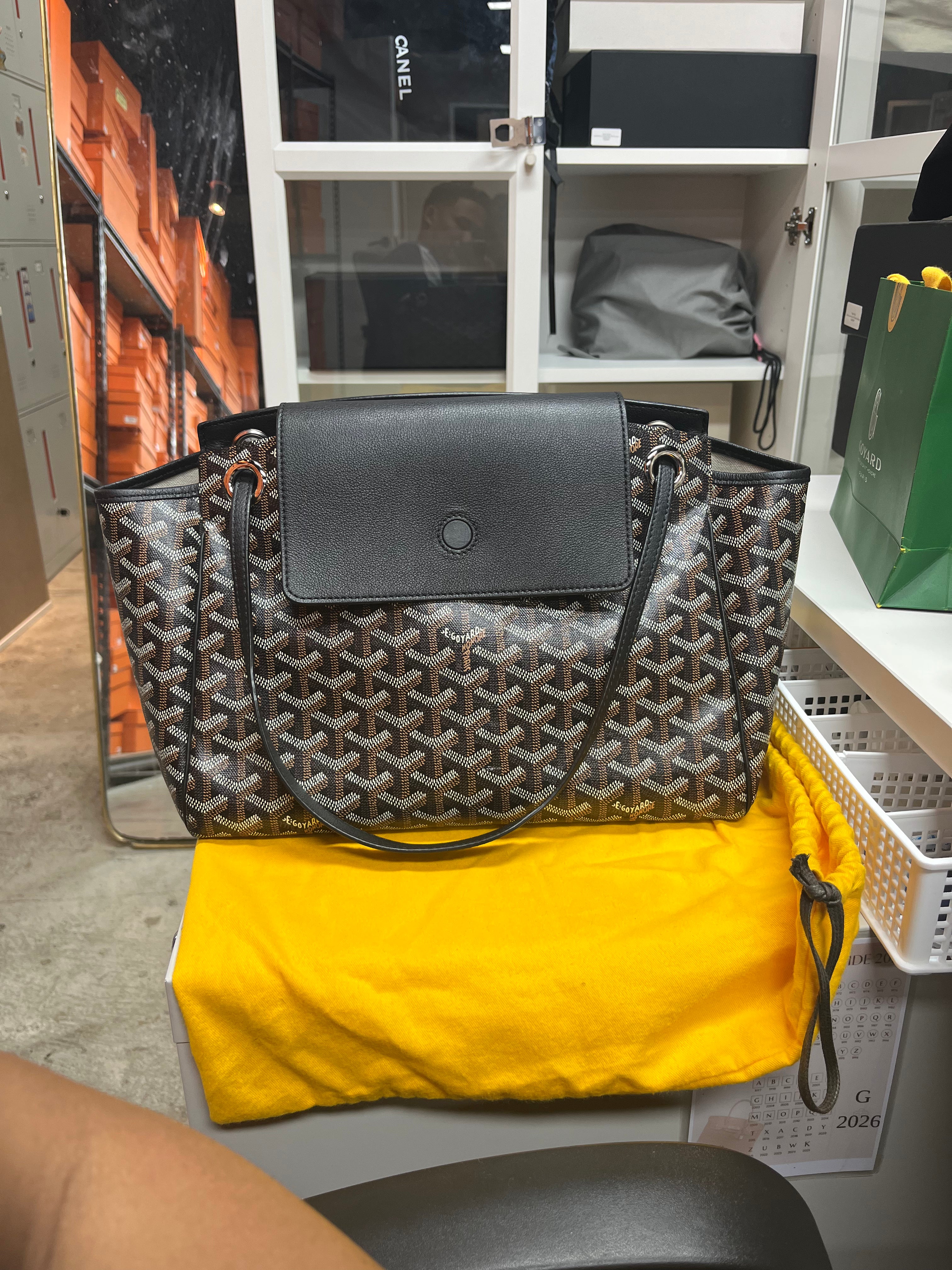 Sac Rouette Souple PM in Black Goyardine Canvas | Purse Maison Luxury Bags Shop