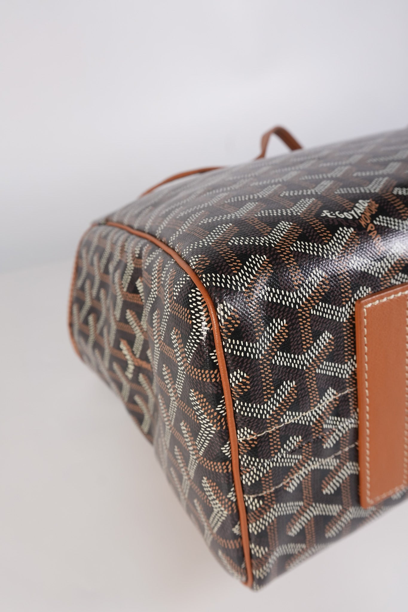 Sac Rouette Souple PM in Noir Et Naturel/Tan | Purse Maison Luxury Bags Shop