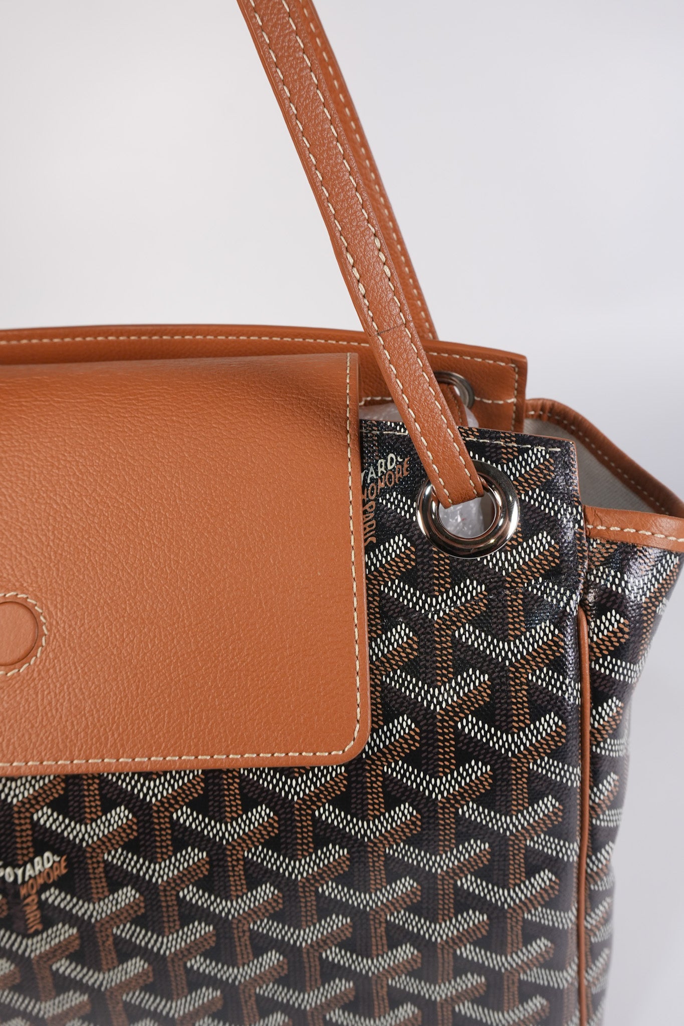 Sac Rouette Souple PM in Noir Et Naturel/Tan | Purse Maison Luxury Bags Shop