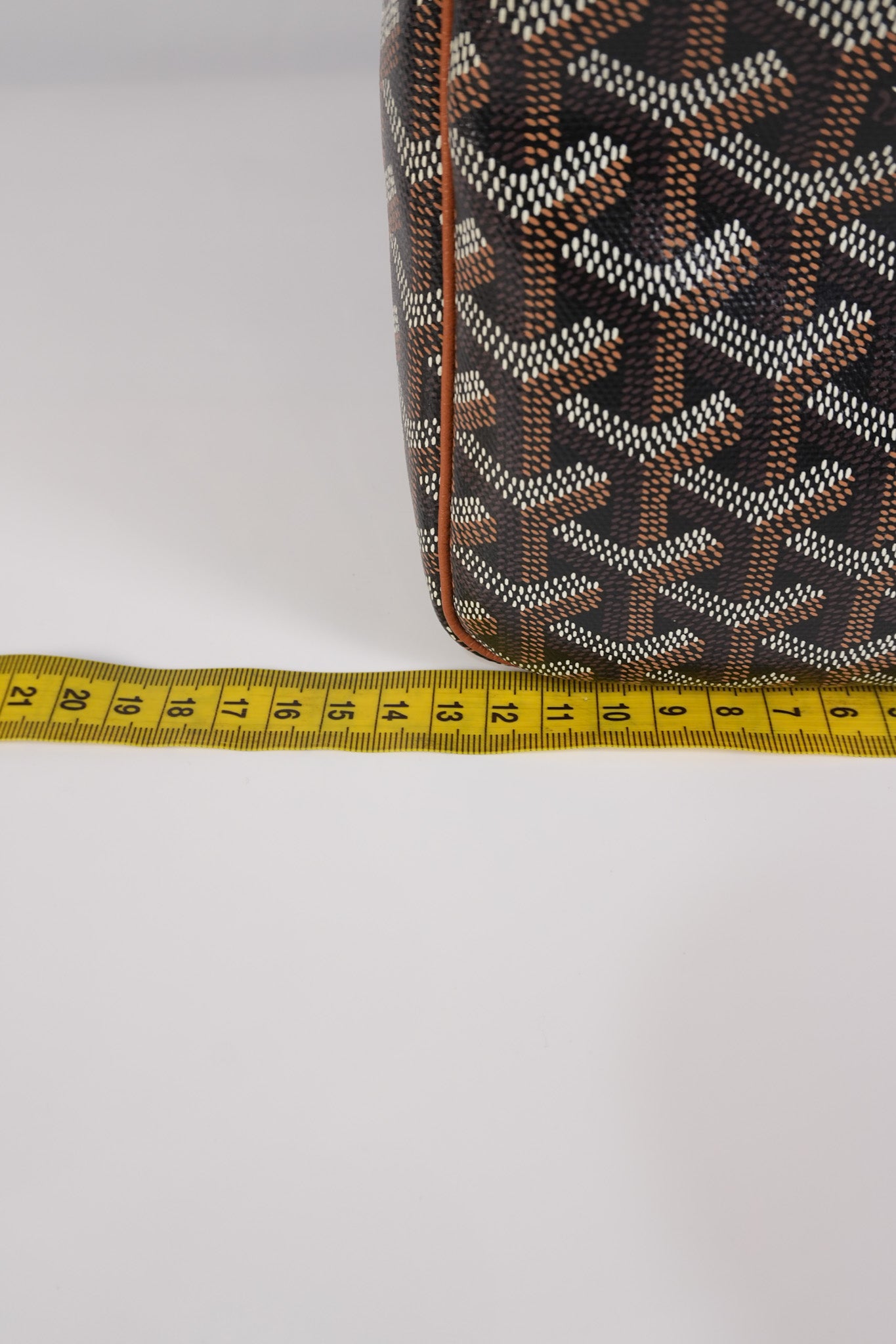 Sac Rouette Souple PM in Noir Et Naturel/Tan | Purse Maison Luxury Bags Shop