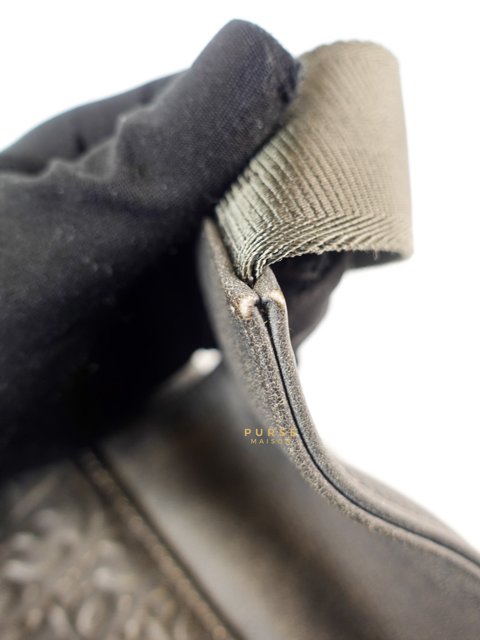 Saddle Homme Grunge in Dark Grey Oblique Body Bag for Men | Purse Maison Luxury Bags Shop