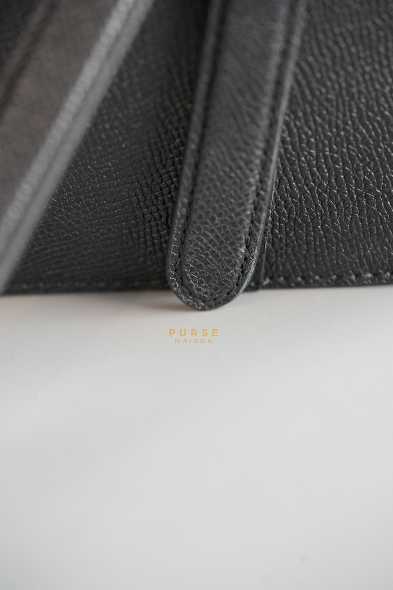 Saddle Medium in Black Grained Calfskin Leather and Gold Hardware | Purse Maison Luxury Bags Shop