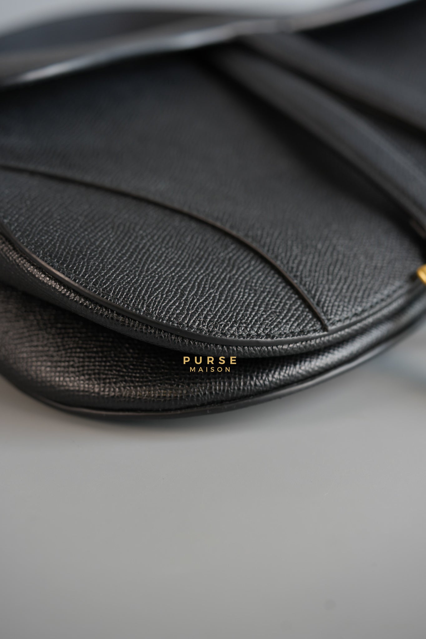 Saddle Medium in Black Grained Calfskin Leather and Gold Hardware | Purse Maison Luxury Bags Shop