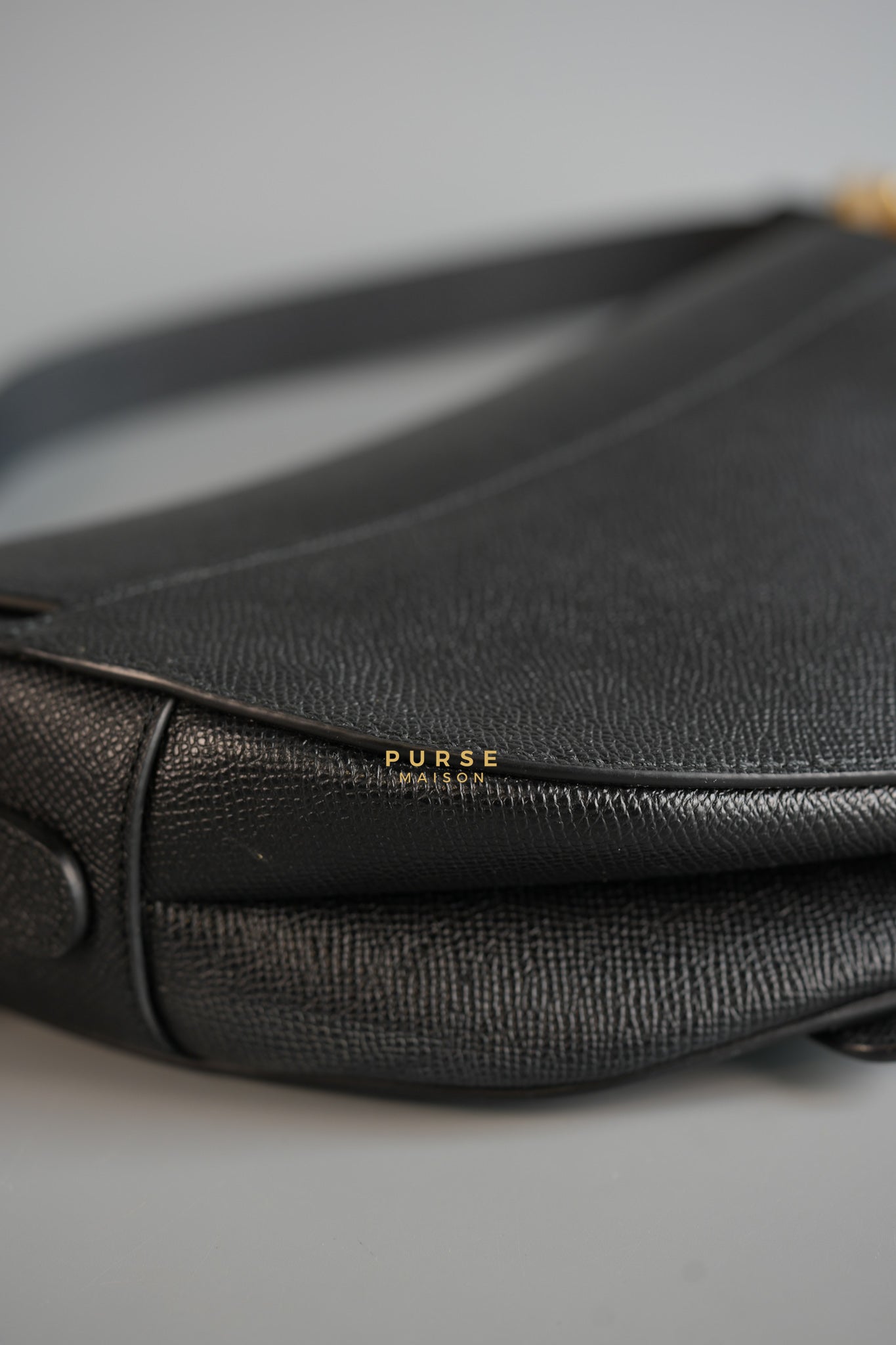 Saddle Medium in Black Grained Calfskin Leather and Gold Hardware | Purse Maison Luxury Bags Shop