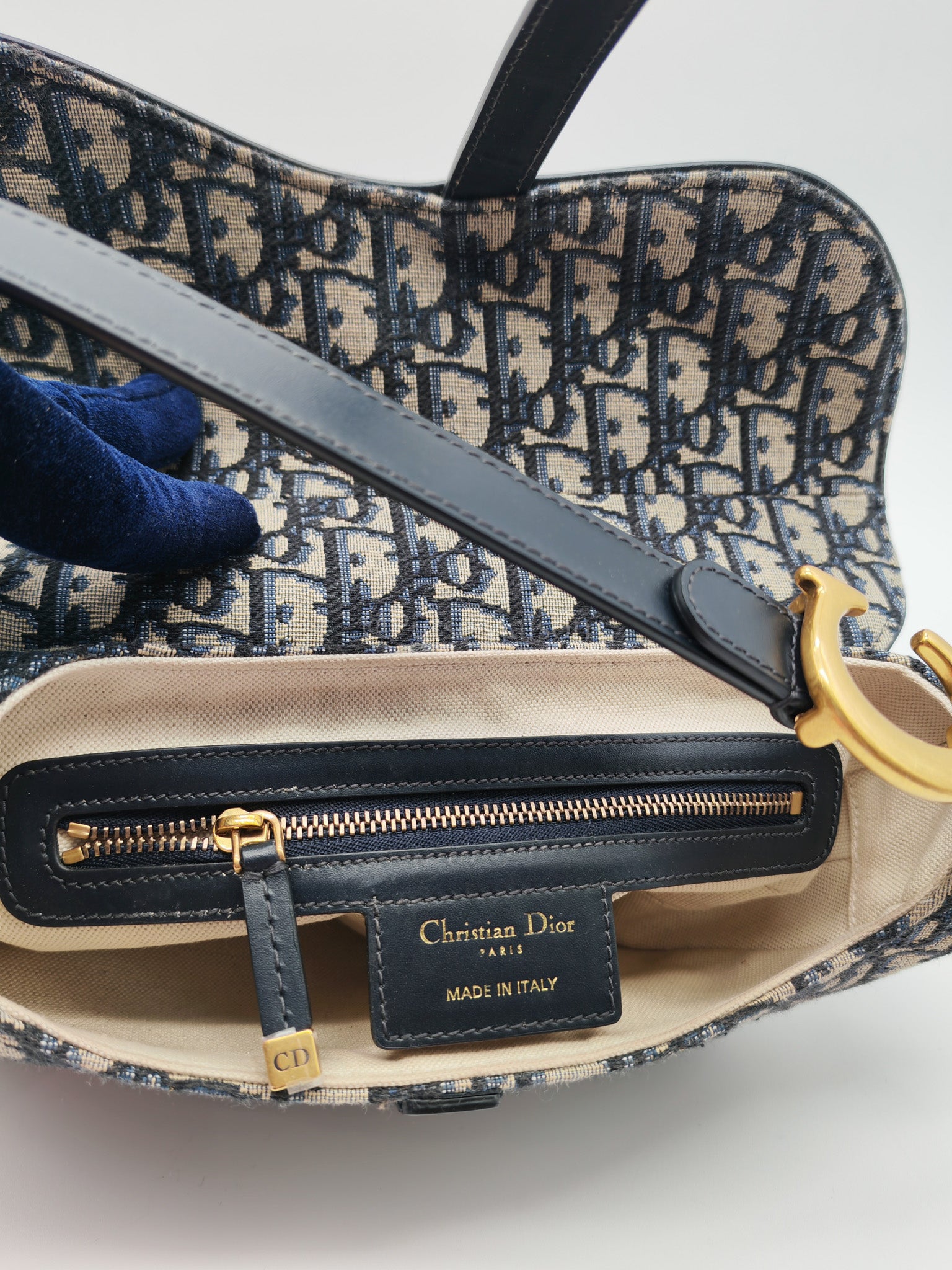 Saddle Medium in Blue Oblique Jacquard Canvas with Strap | Purse Maison Luxury Bags Shop
