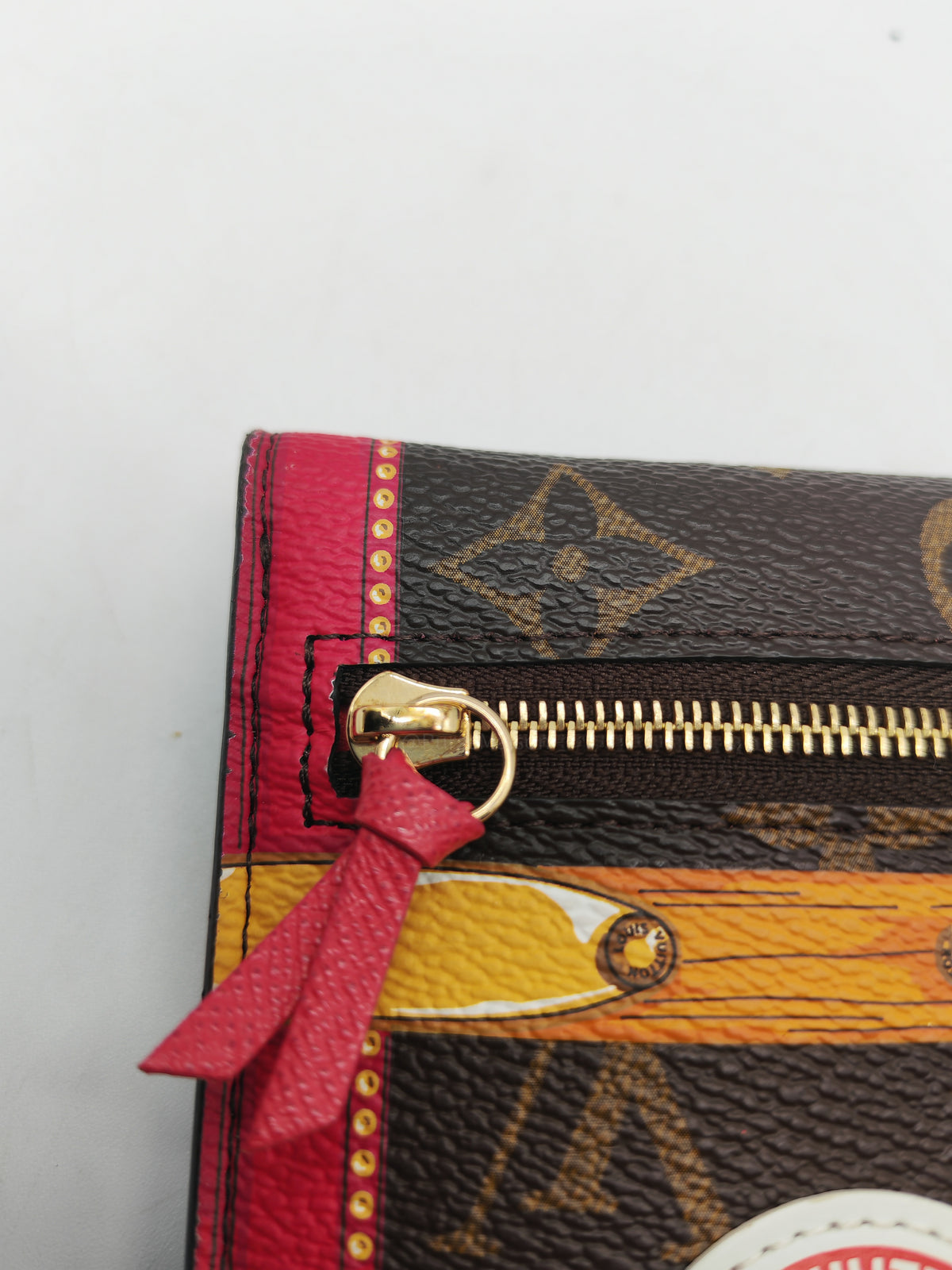 Louis Vuitton Summer Trunks Pochette Weekend Bag in Monogram Canvas and Gold Hardware (Datecode: UB1178)