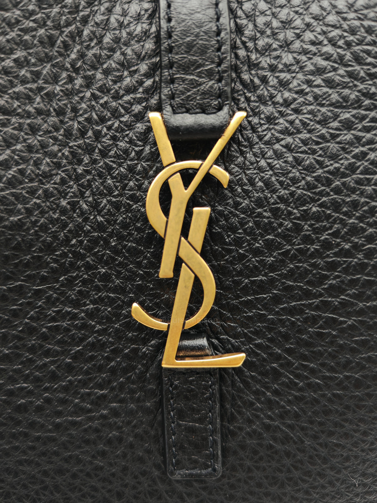 Saint Laurent Le 5 a 7 Supple Baby Hobo Bag in Black Grained Calfskin Leather | Purse Maison Luxury Bags Shop