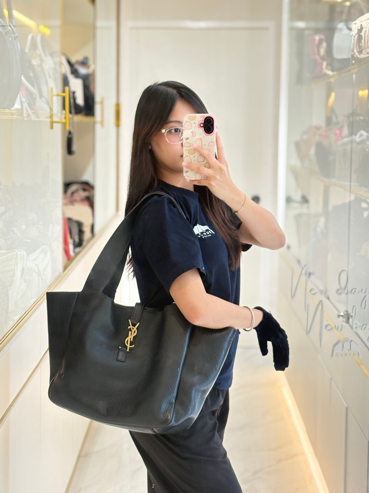 Saint Laurent Le 5a7 Bea Tote Bag in Black Grained Leather Tote Bag | Purse Maison Luxury Bags Shop