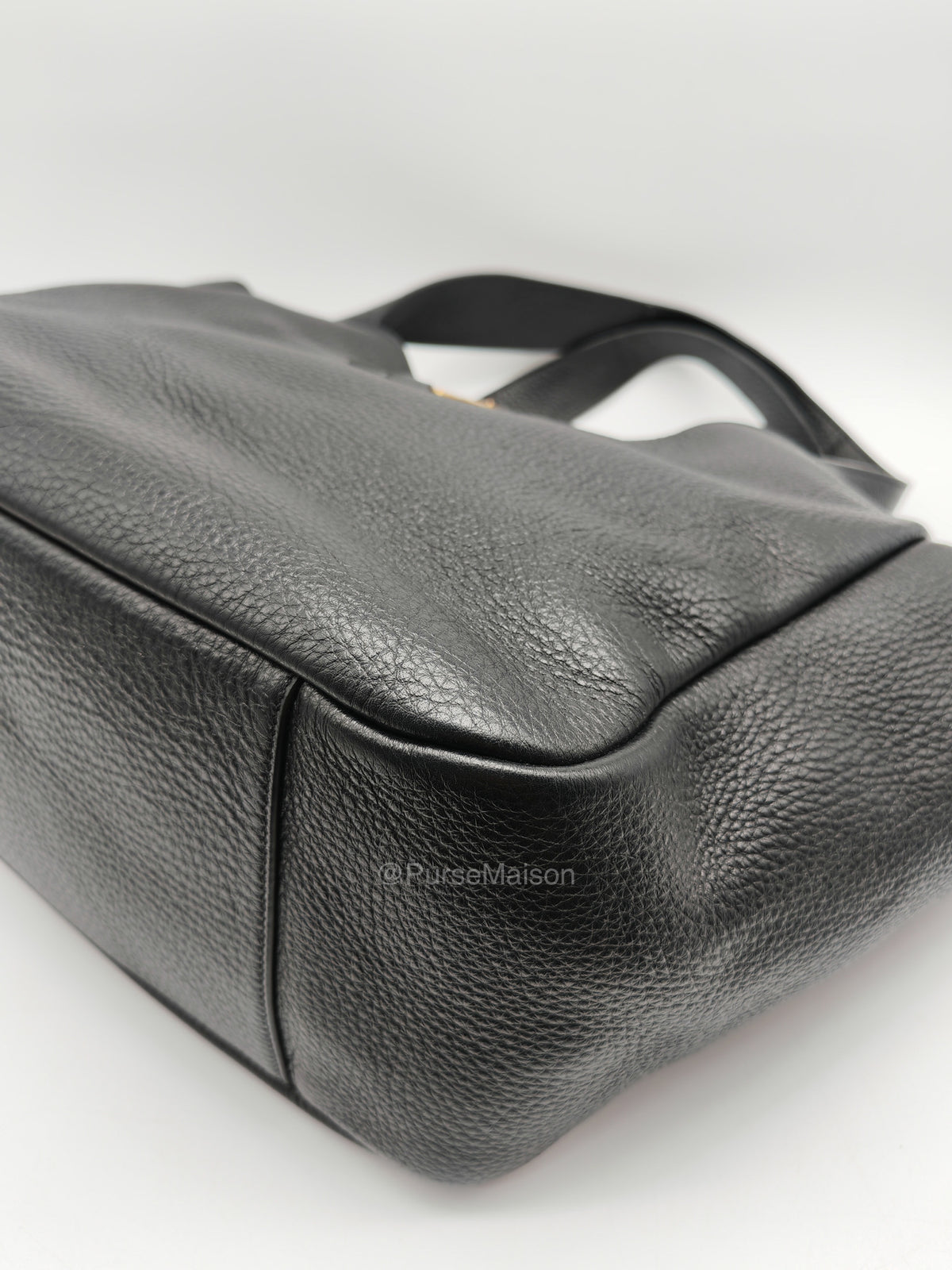 Saint Laurent Le 5a7 Bea Tote Bag in Black Grained Leather Tote Bag | Purse Maison Luxury Bags Shop