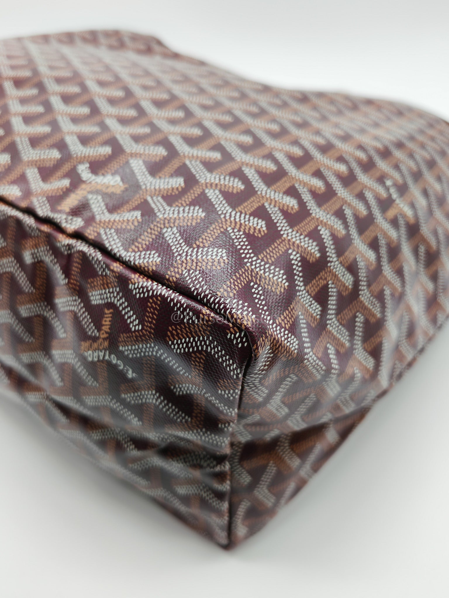 Saint Louis PM Bordeaux in Goyardine Canvas | Purse Maison Luxury Bags Shop