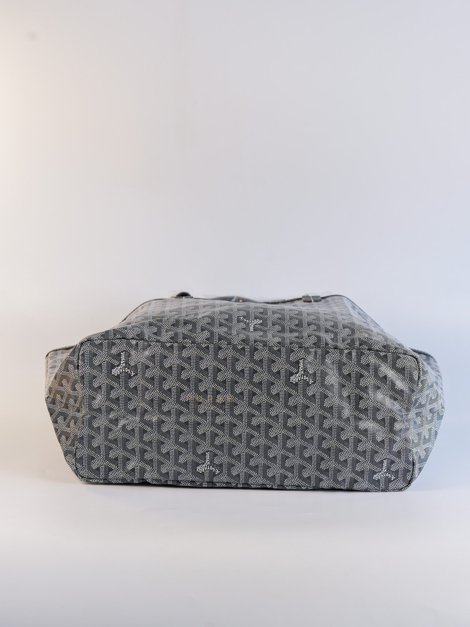 Saint Louis PM Gray Goyardine Canvas | Purse Maison Luxury Bags Shop