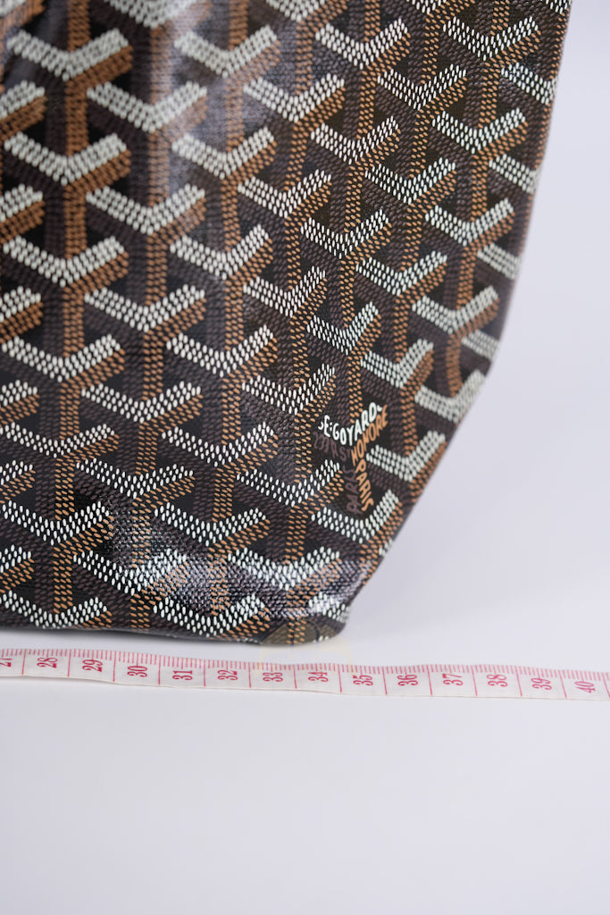 Saint Louis PM in Black Goyardine Canvas | Purse Maison Luxury Bags Shop