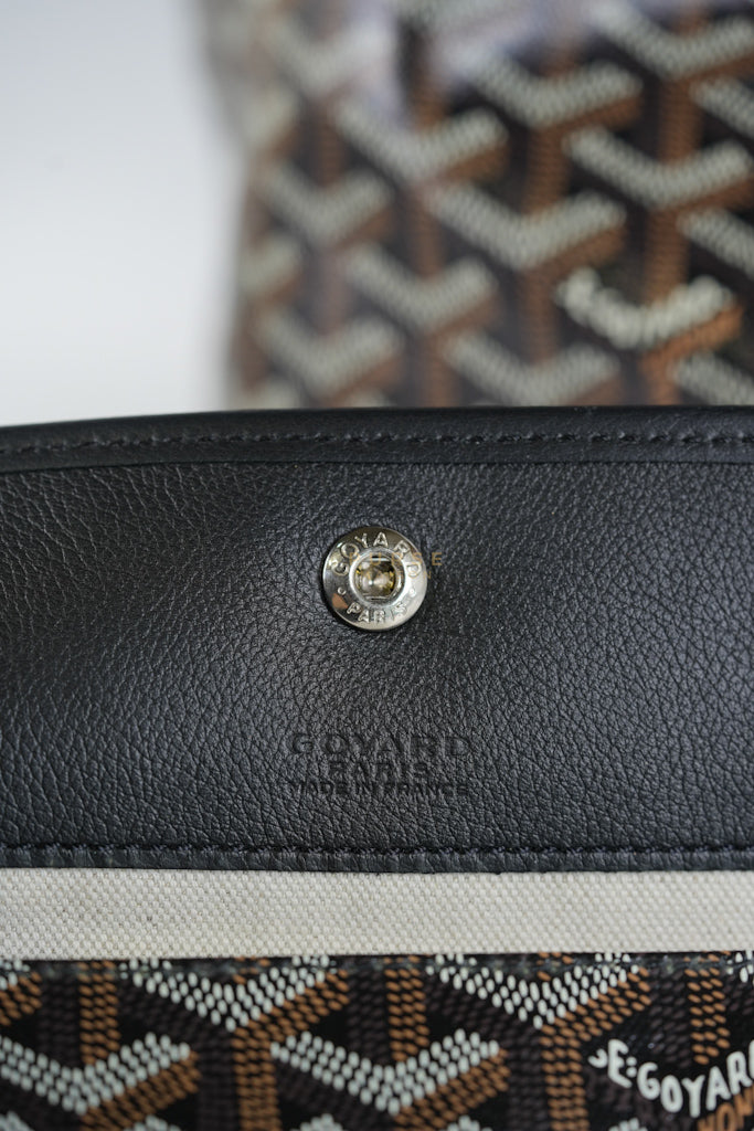 Saint Louis PM in Black Goyardine Canvas | Purse Maison Luxury Bags Shop