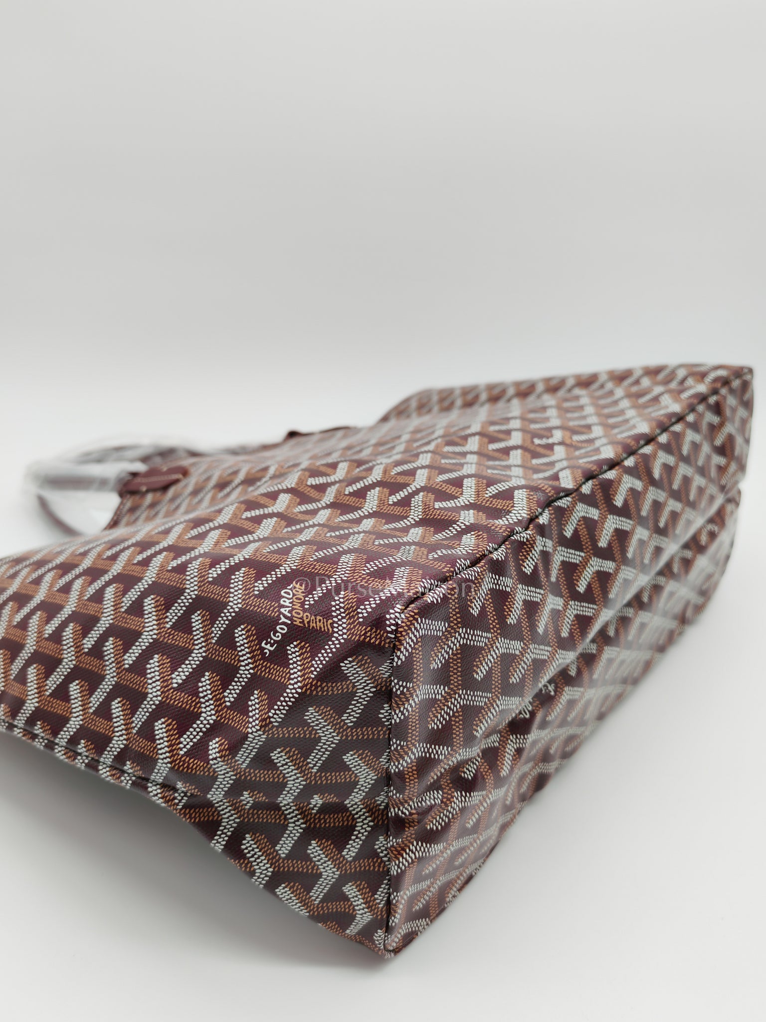 Saint Louis PM in Bordeaux Goyardine Canvas with Croc Universel Clip Charm | Purse Maison Luxury Bags Shop