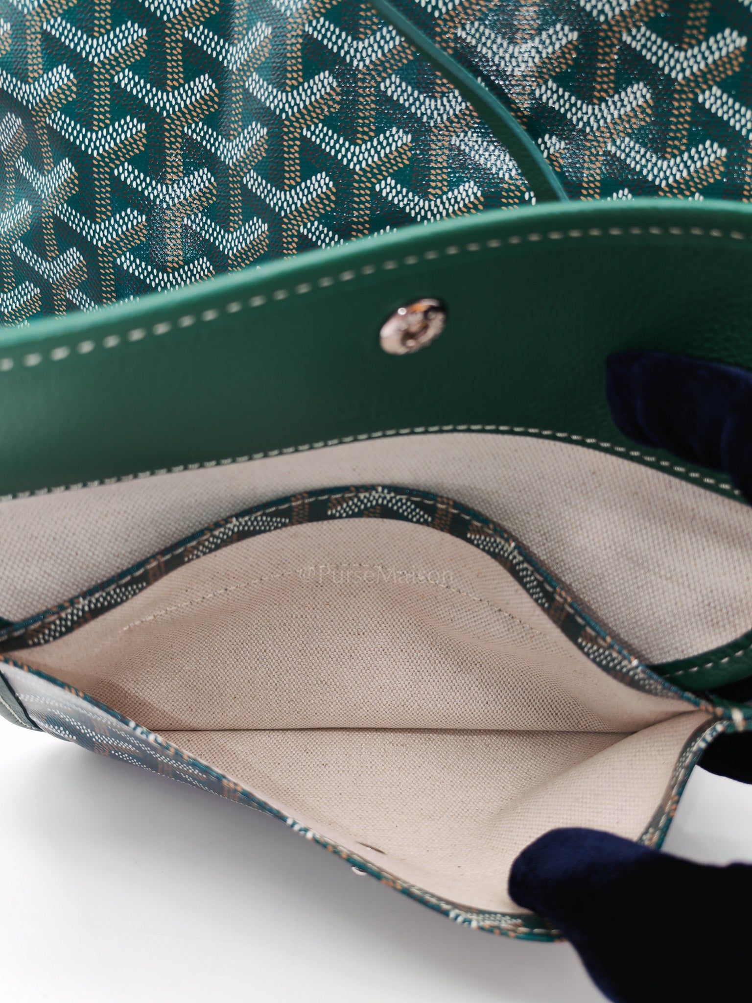 Saint Louis PM in Vert/Green Goyardine Canvas with Croc Universel Clip Charm | Purse Maison Luxury Bags Shop