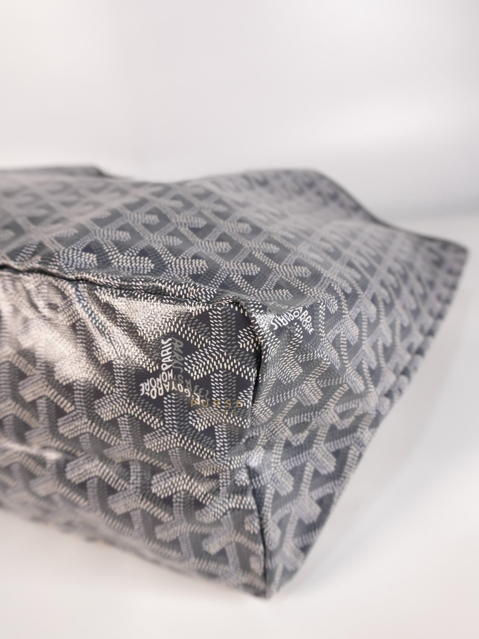 Saint Louis PM Tote Bag in Gray | Purse Maison Luxury Bags Shop
