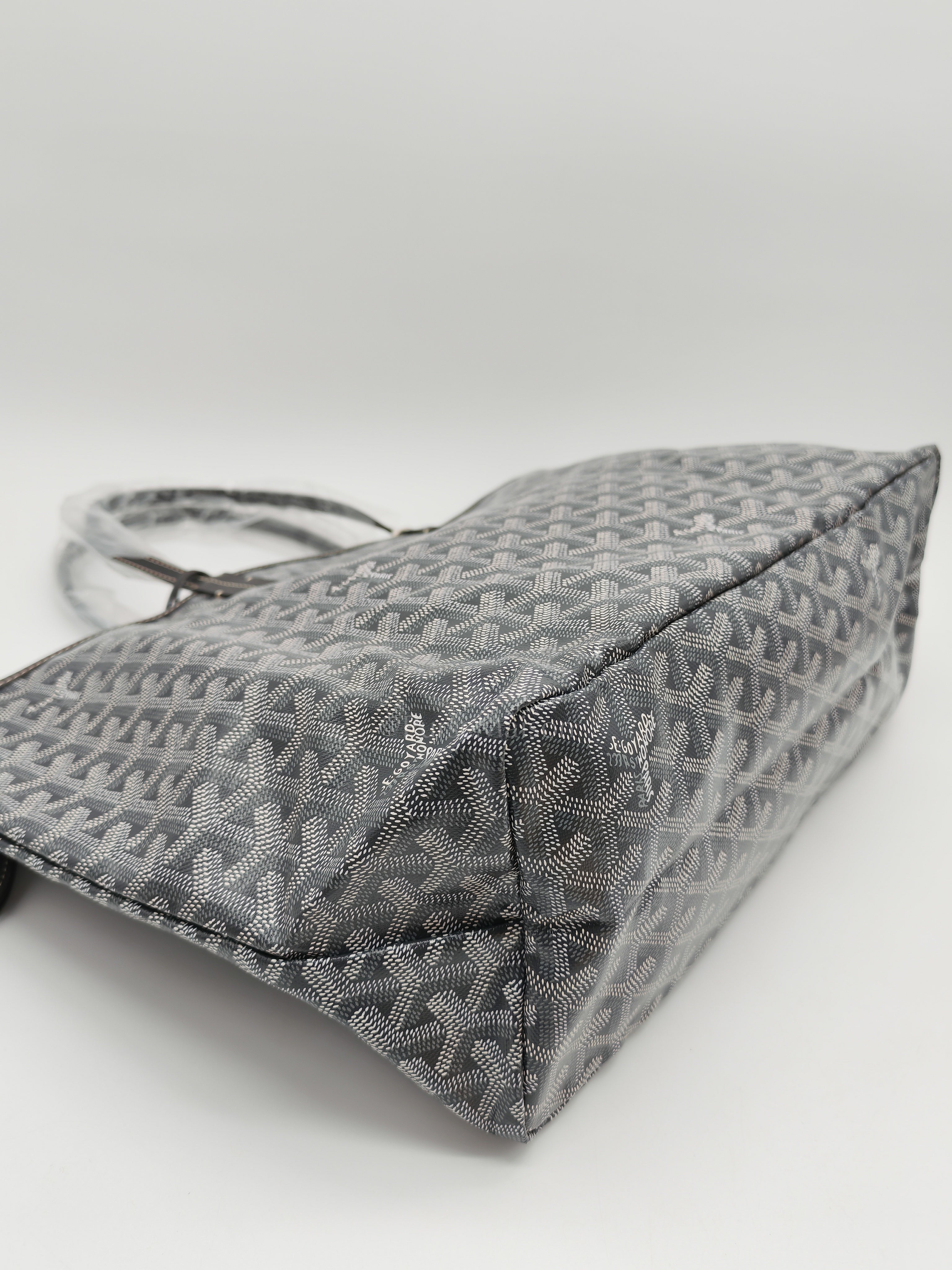 Saint Louis PM Tote Bag in Gray/Gris Goyardine Canvas with Croc Universal Clip Charm | Purse Maison Luxury Bags Shop