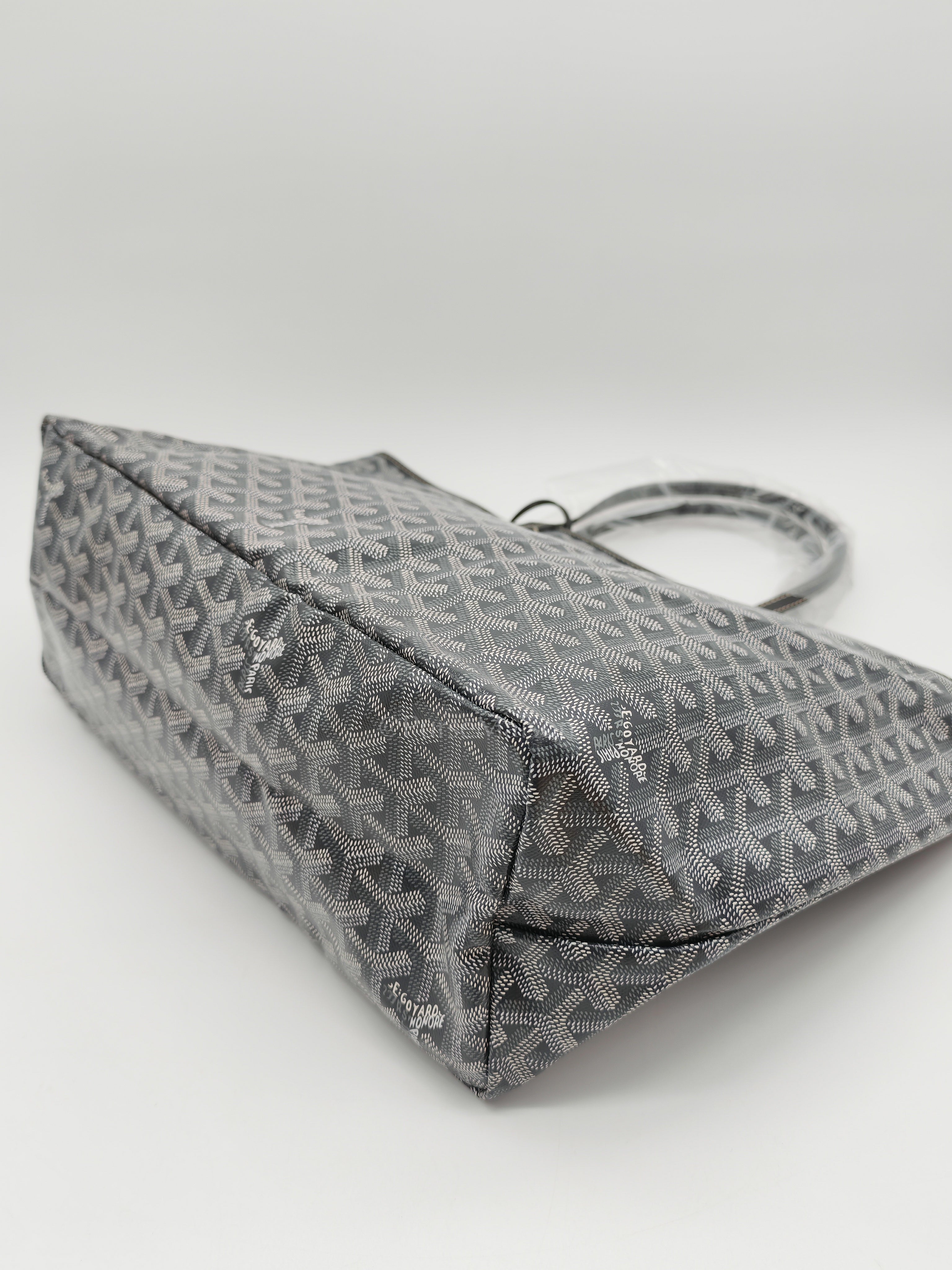 Saint Louis PM Tote Bag in Gray/Gris Goyardine Canvas with Croc Universal Clip Charm | Purse Maison Luxury Bags Shop