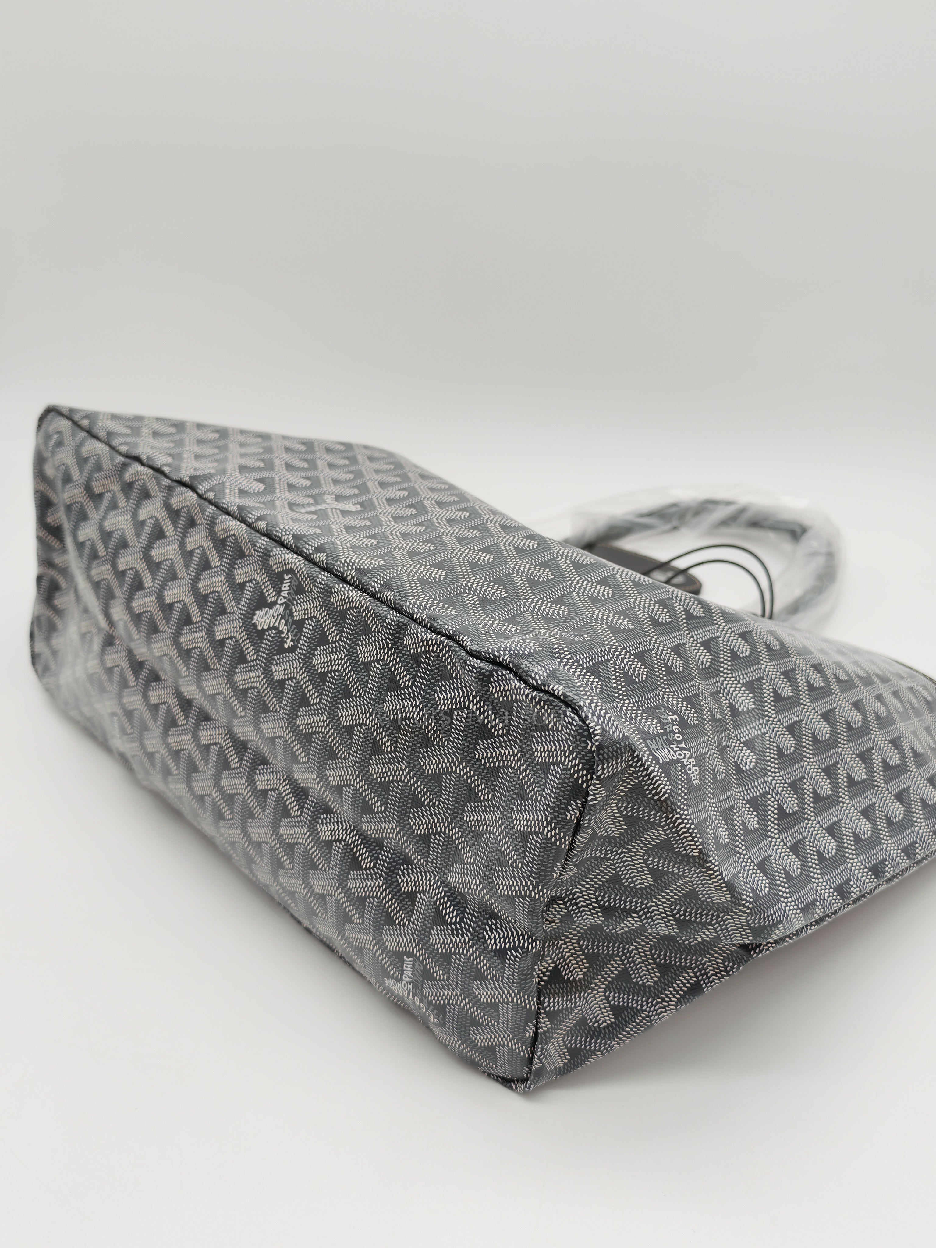 Saint Louis PM Tote Bag in Gray/Gris Goyardine Canvas with Croc Universal Clip Charm | Purse Maison Luxury Bags Shop