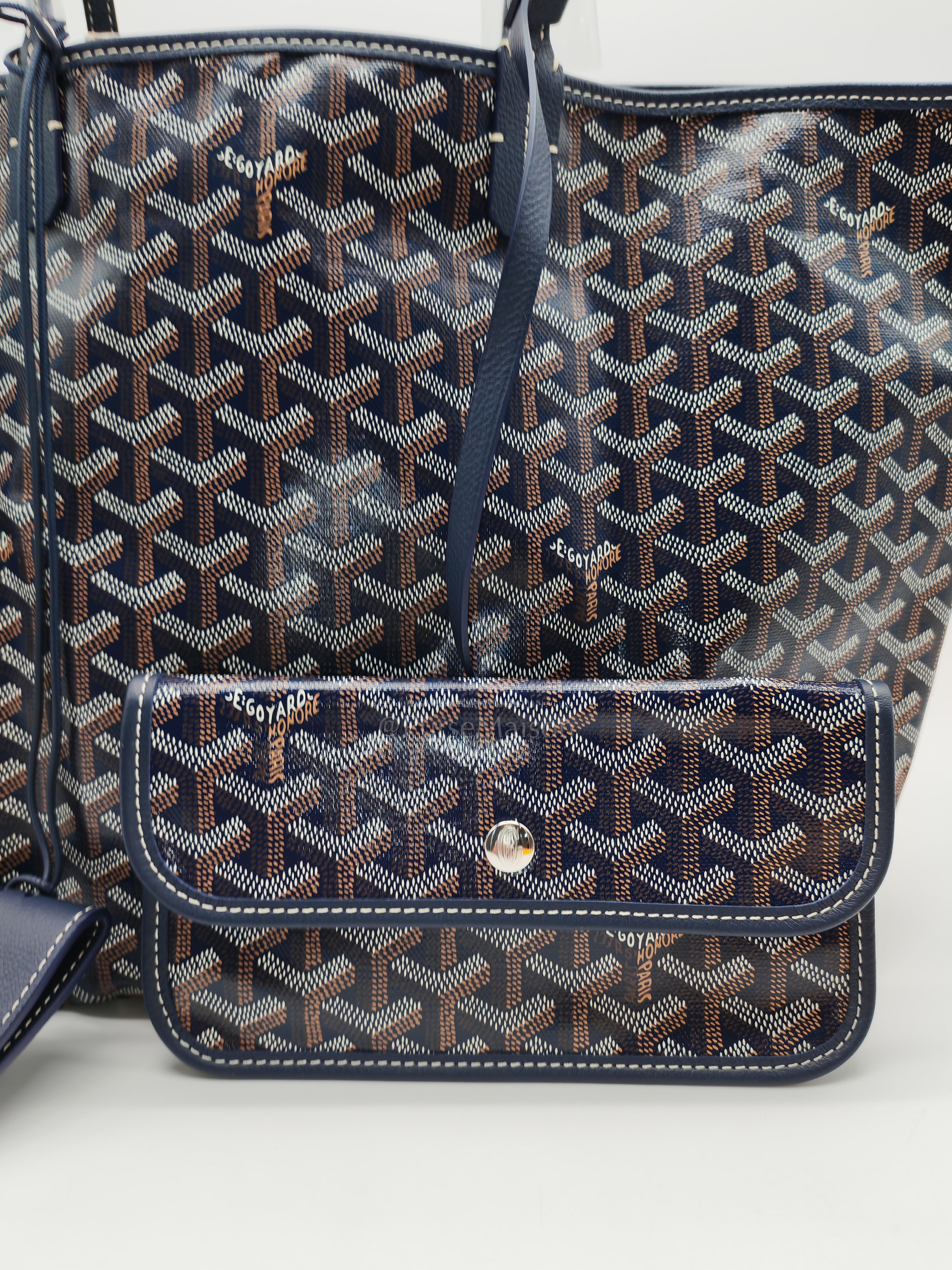 Saint Louis PM Tote Bag in Navy Blue Goyardine Canvas with Croc Universal Clip Charm | Purse Maison Luxury Bags Shop