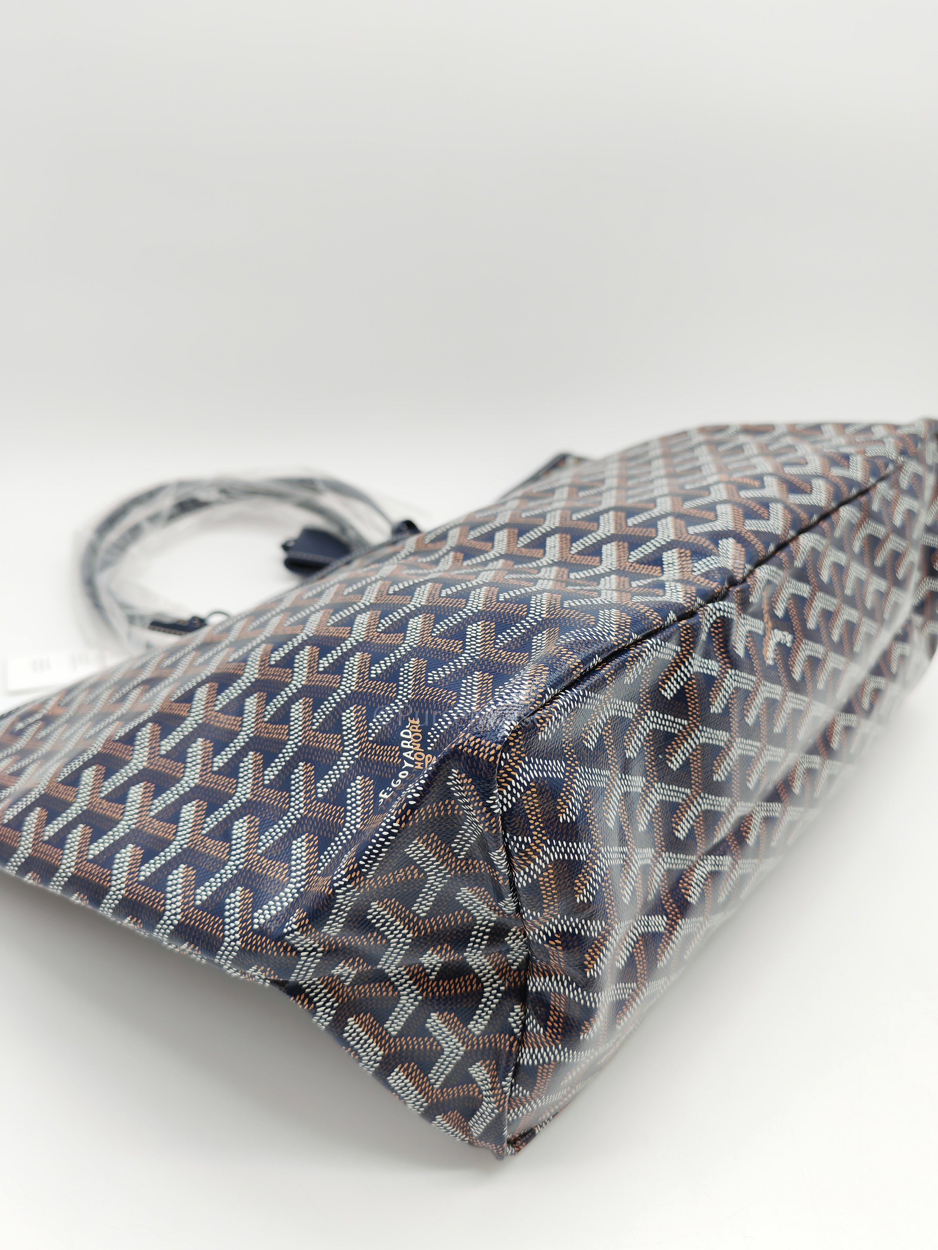 Saint Louis PM Tote Bag in Navy Blue Goyardine Canvas with Croc Universal Clip Charm | Purse Maison Luxury Bags Shop