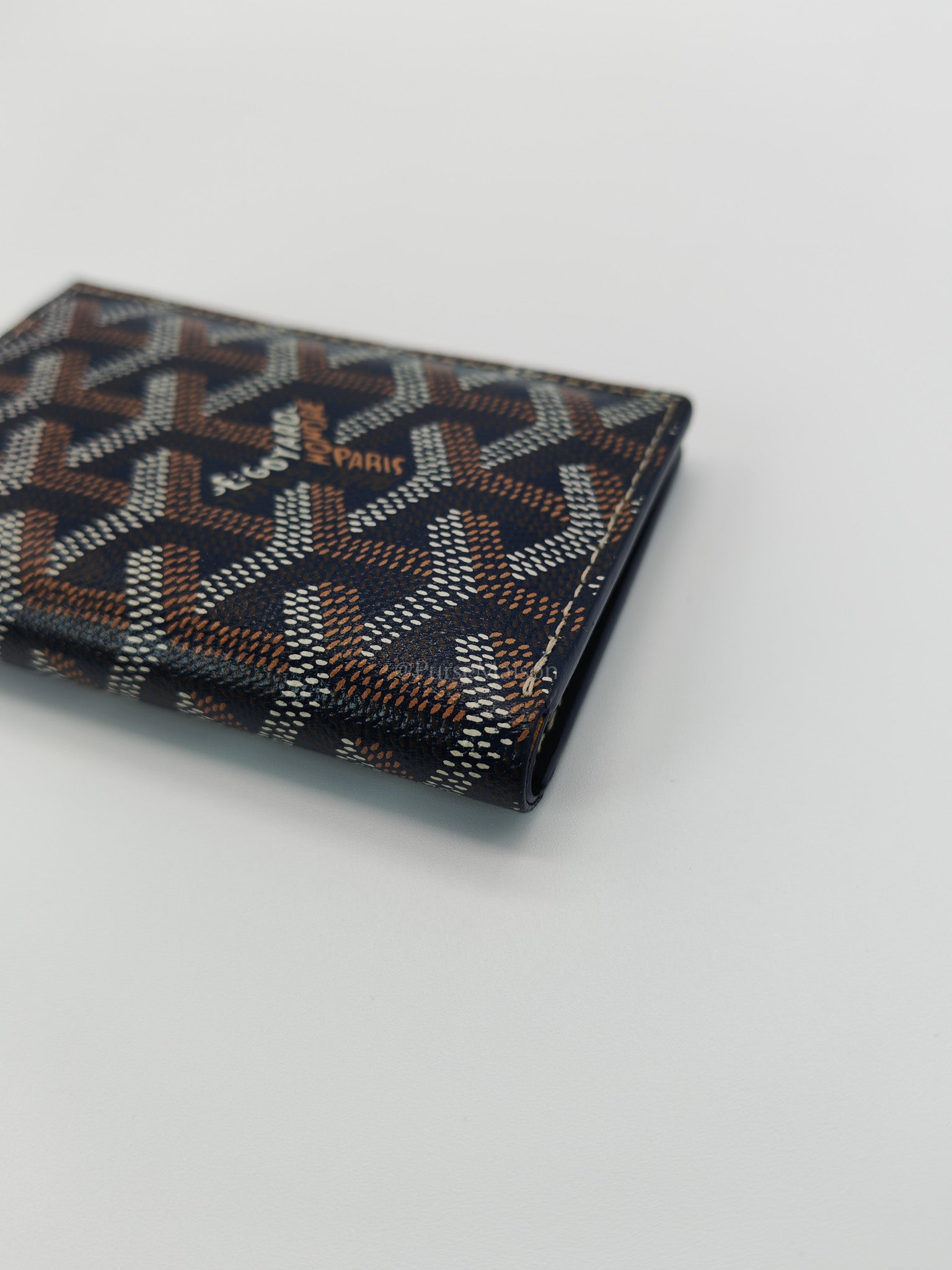 Saint Pierre Bifold Card Holder in Bleu Marine Goyardine Canvas | Purse Maison Luxury Bags Shop