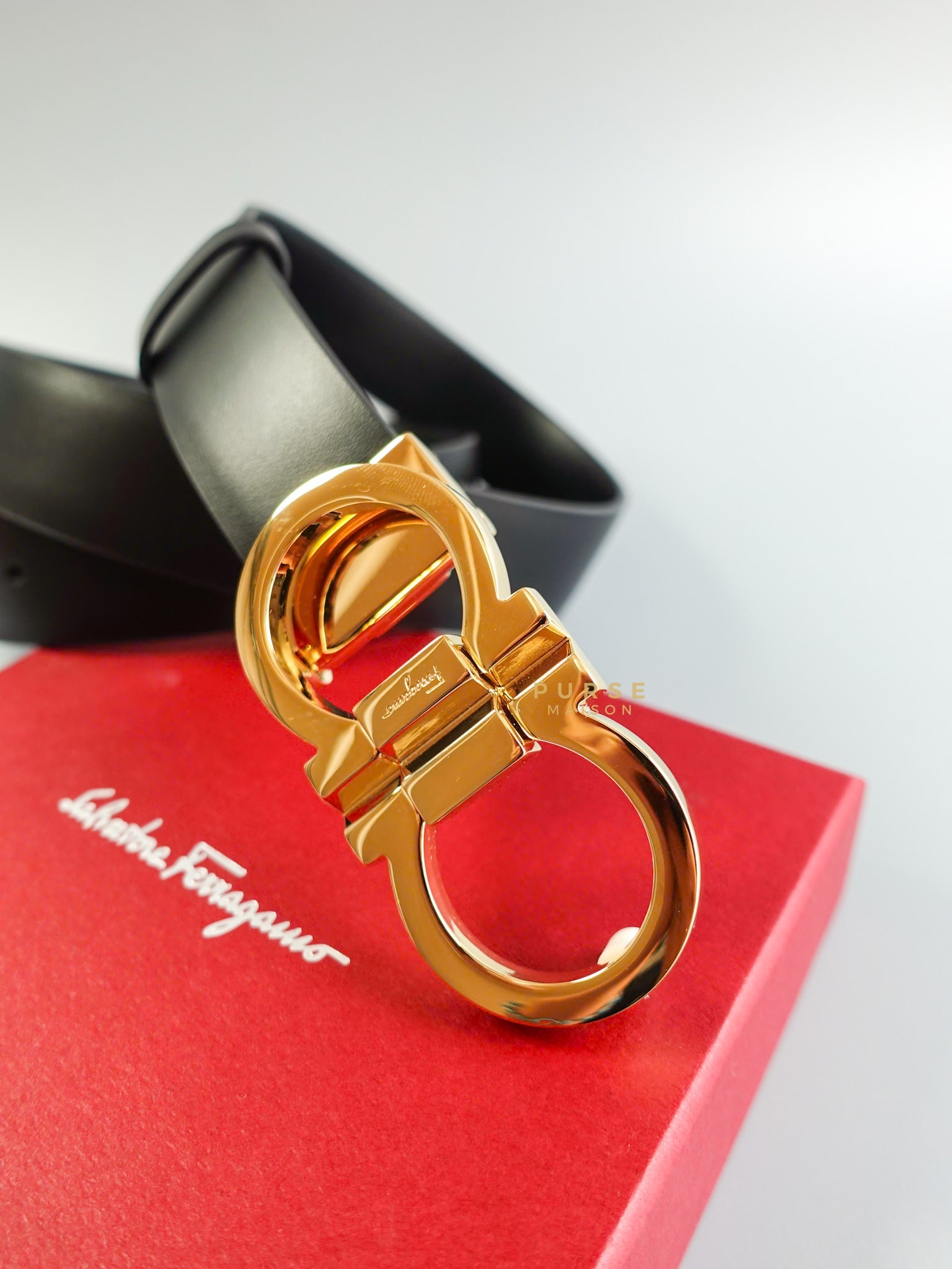 Gold salvatore ferragamo belt hotsell