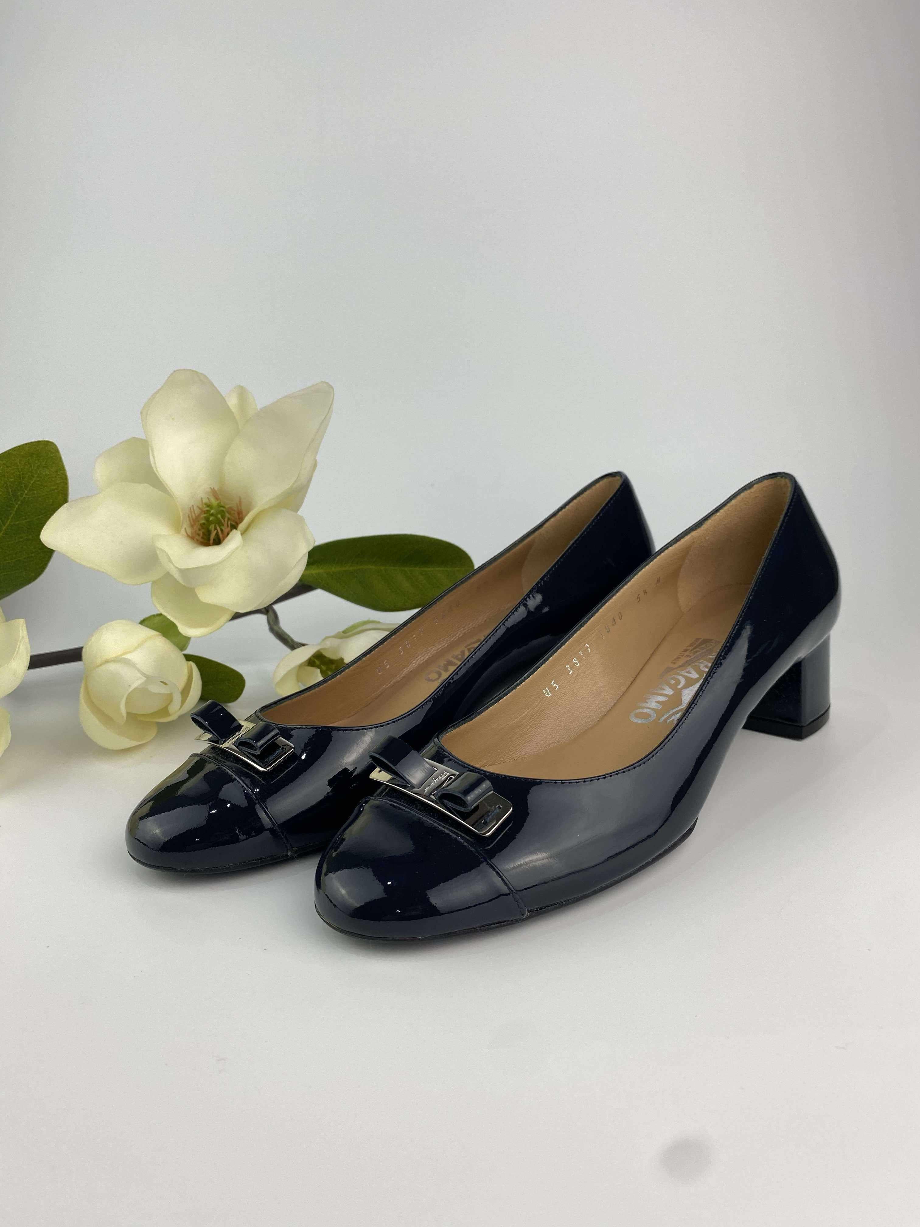 Salvatore ferragamo patent deals leather shoes