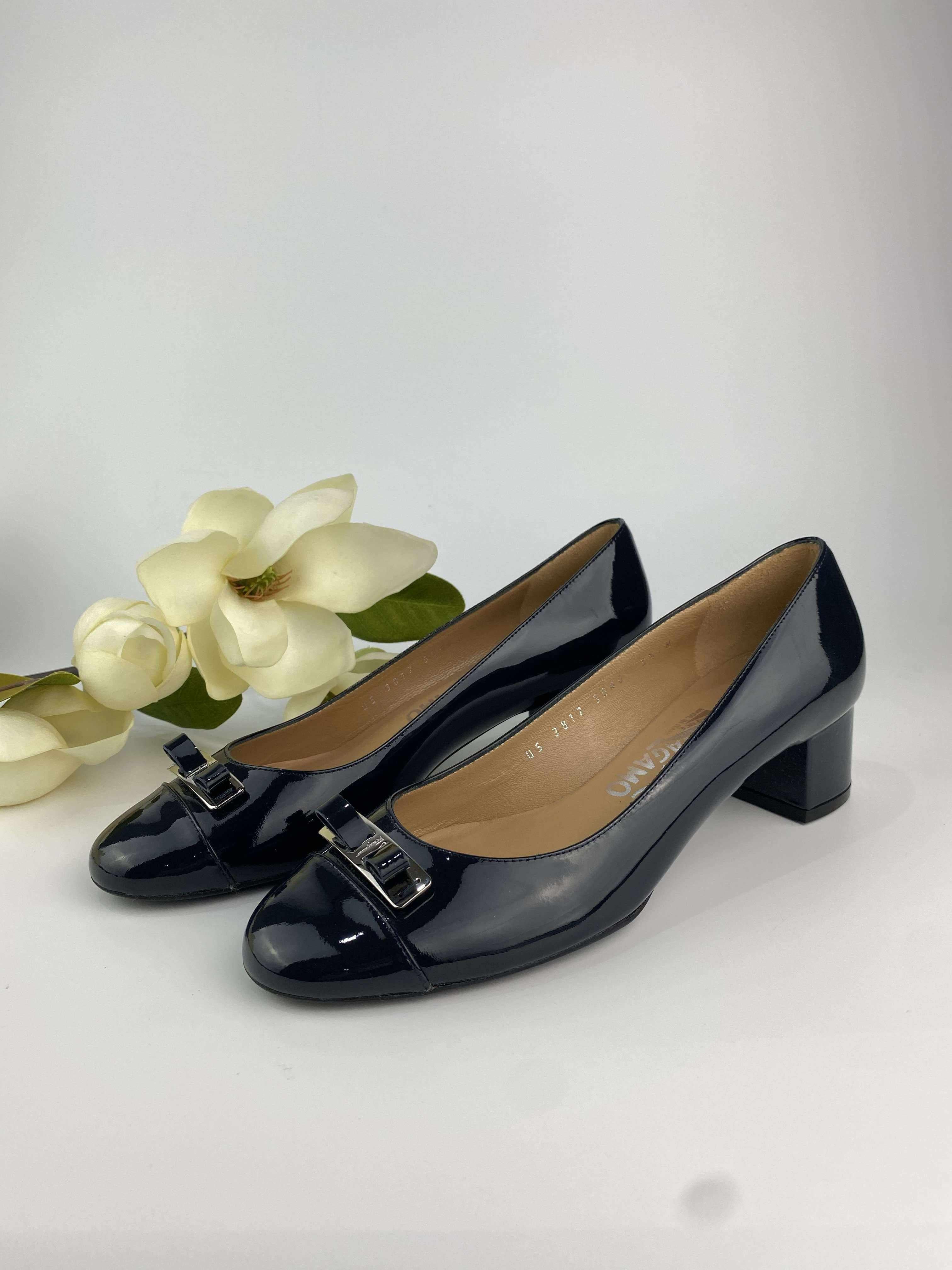 Salvatore Ferragamo low block heel patent leather shoes size 5.5 US