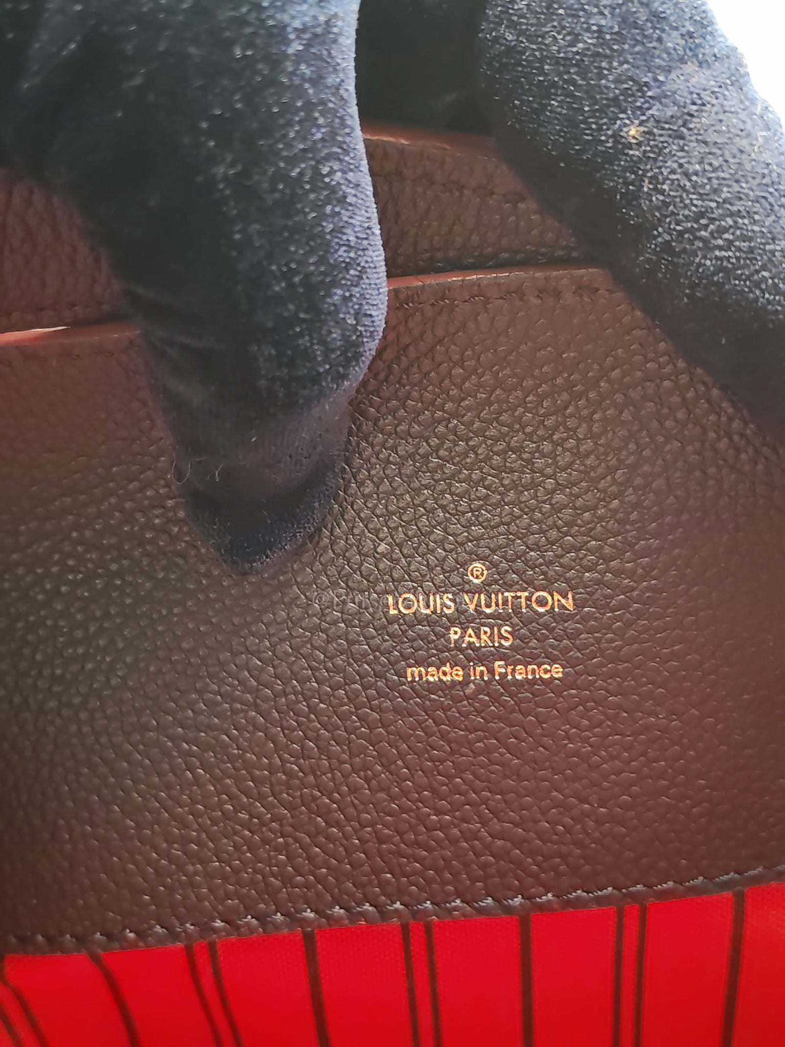 Melie Hobo Bag in Marine Rouge Monogram Empreinte Leather & Gold Hardawre (Datecode: DU3187)