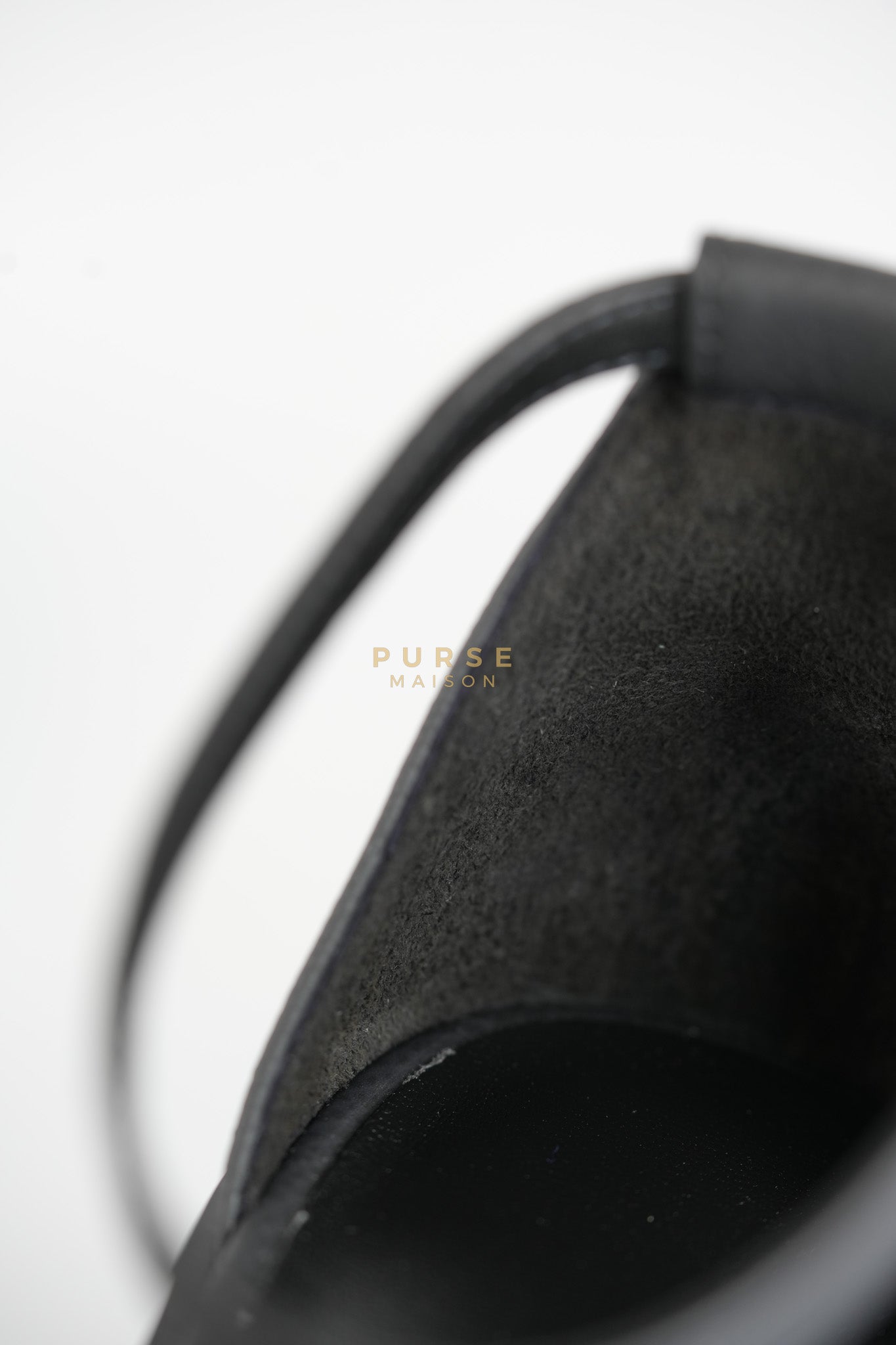 Santorini Sandals in Black Size 37 EU (23cm) | Purse Maison Luxury Bags Shop