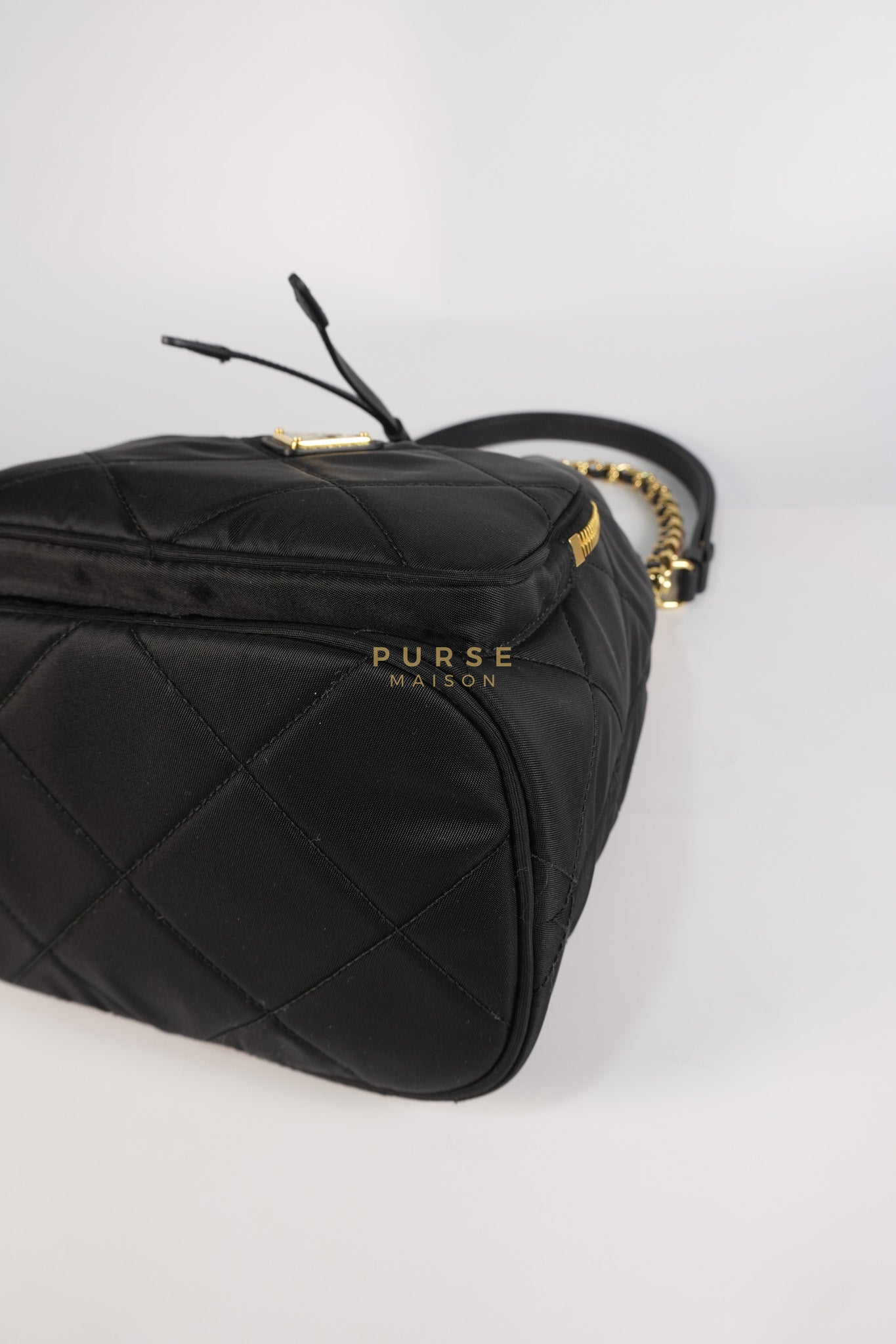 Secchiello in Tessuto Nero Nylon Bucket Bag | Purse Maison Luxury Bags Shop
