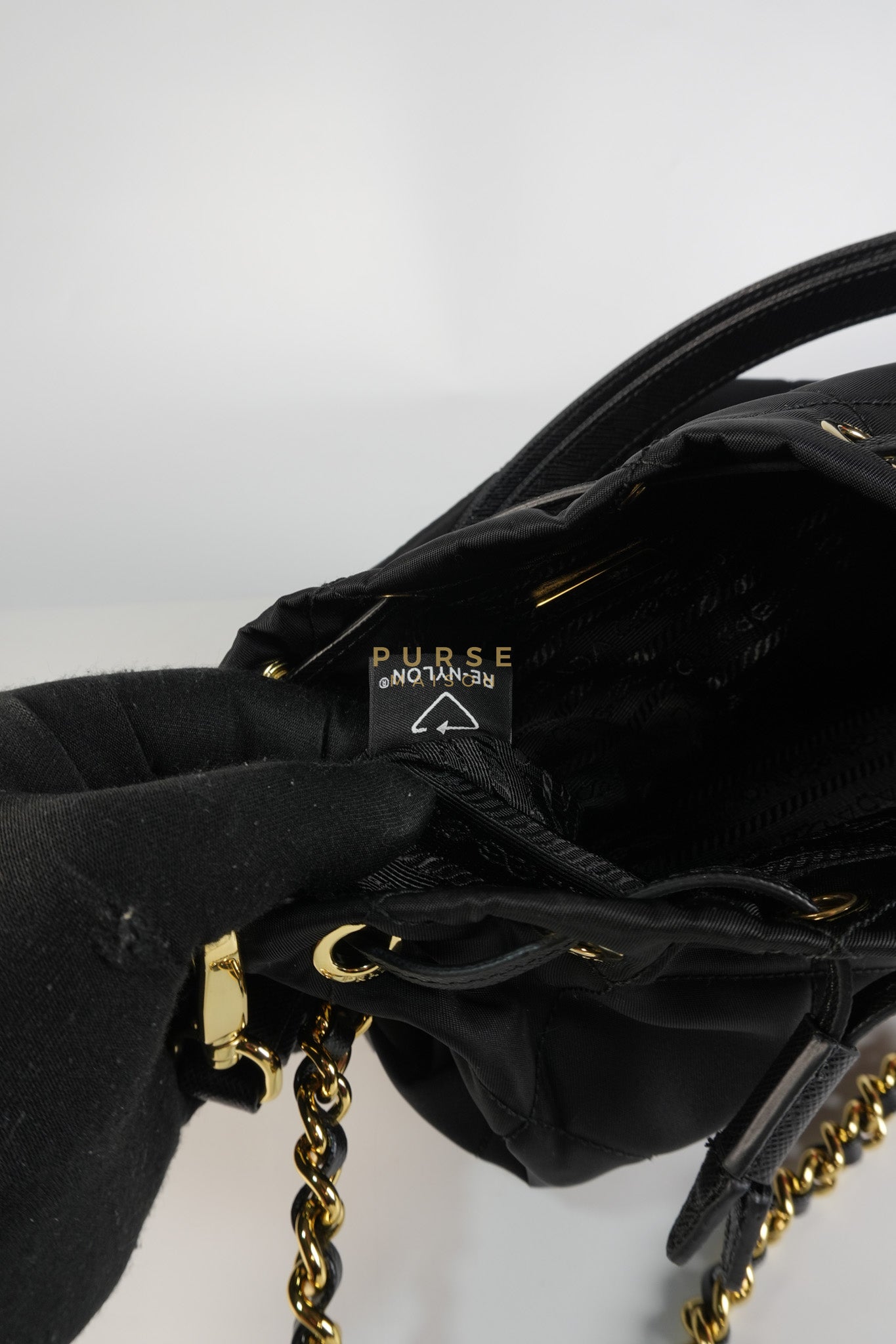 Secchiello in Tessuto Nero Nylon Bucket Bag | Purse Maison Luxury Bags Shop