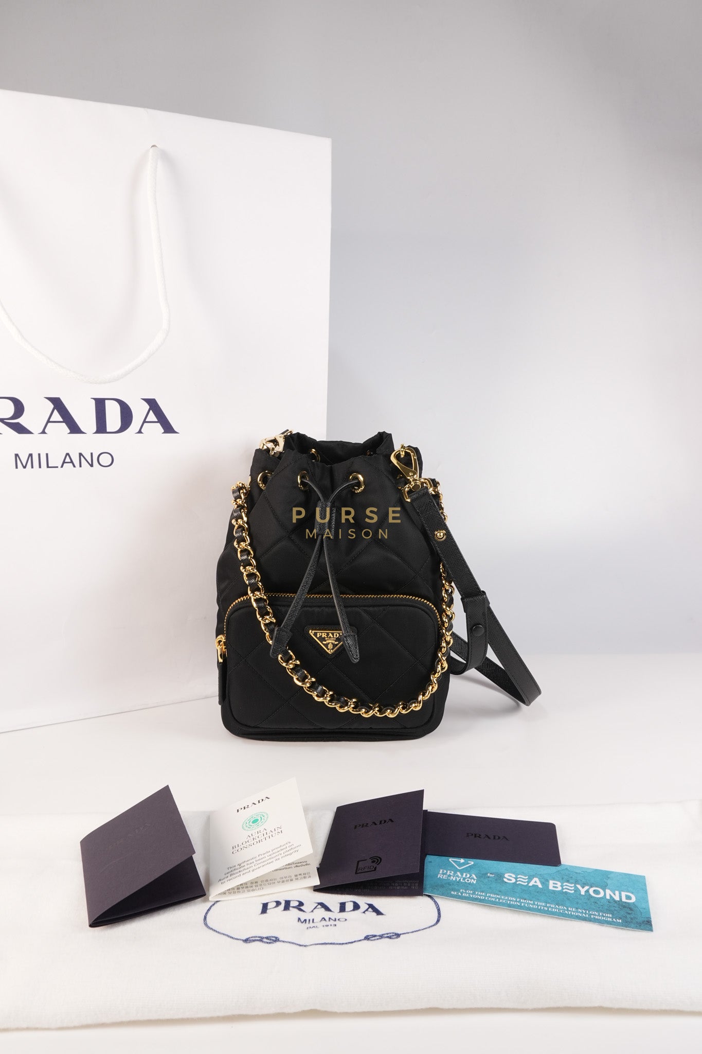 Secchiello in Tessuto Nero Nylon Bucket Bag | Purse Maison Luxury Bags Shop
